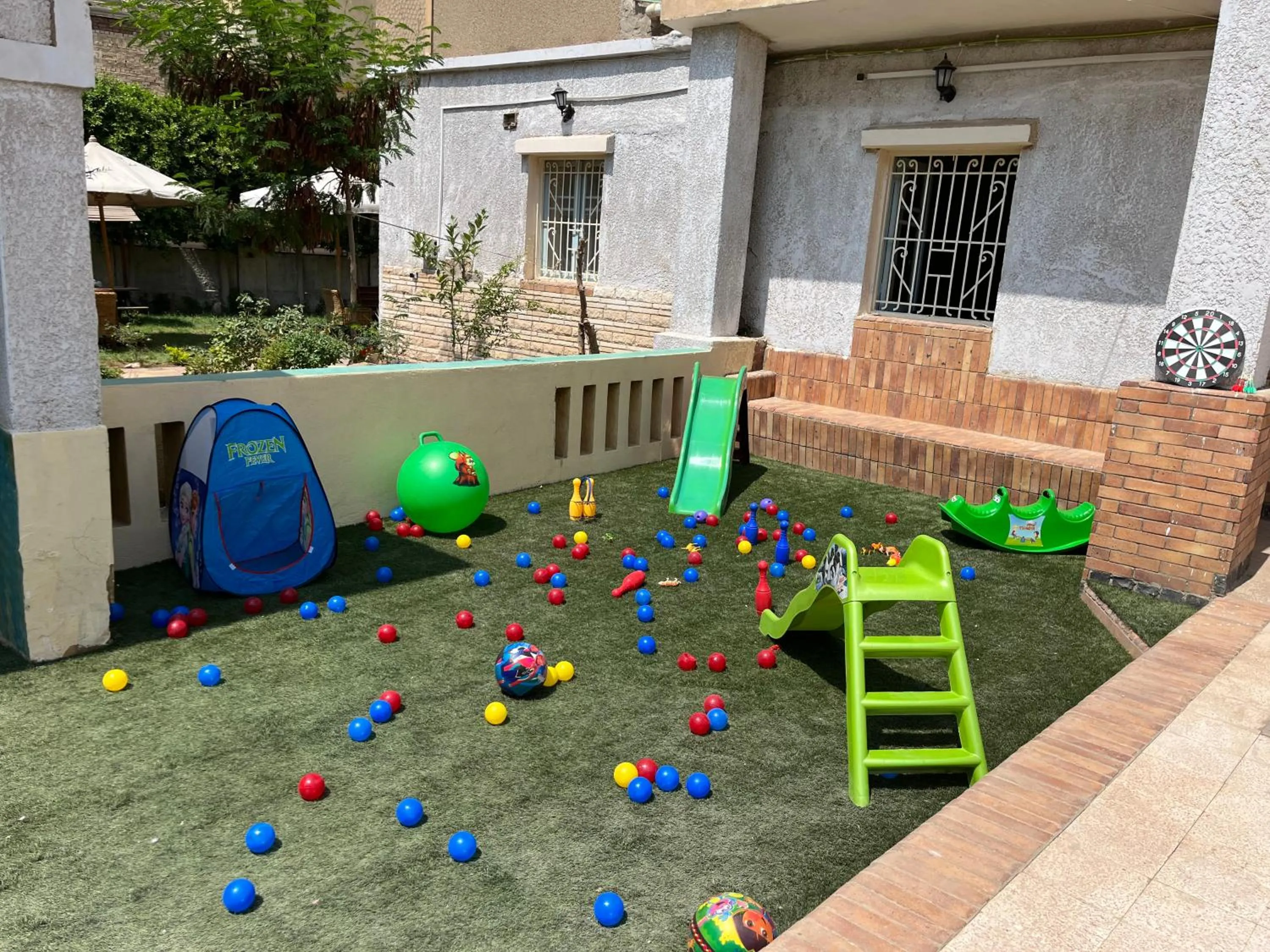 Children play ground in Villa Khufu Pyramids Hotel