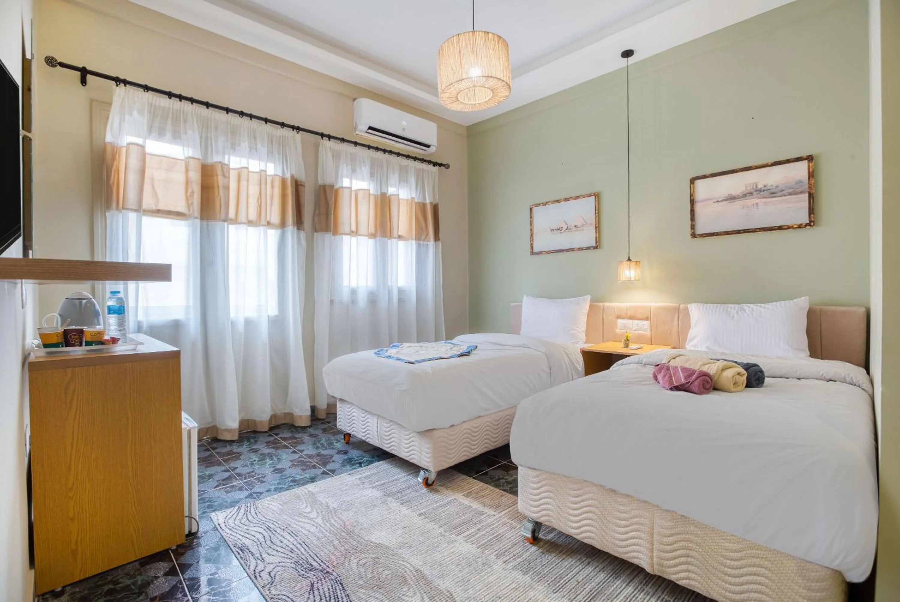 Bedroom, Bed in Villa Khufu Pyramids Hotel