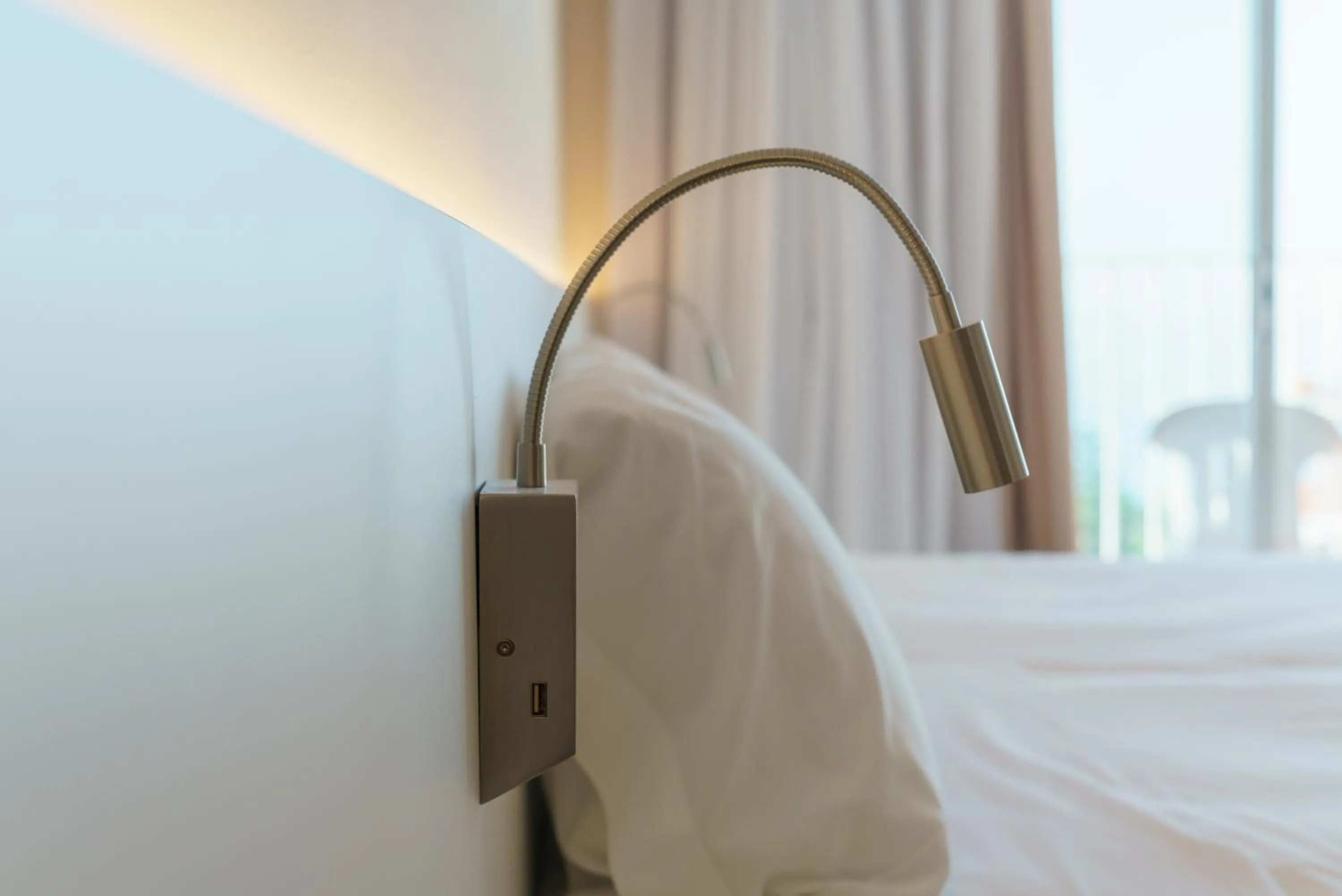 Single Room with Sea View in Checkin Catalonia