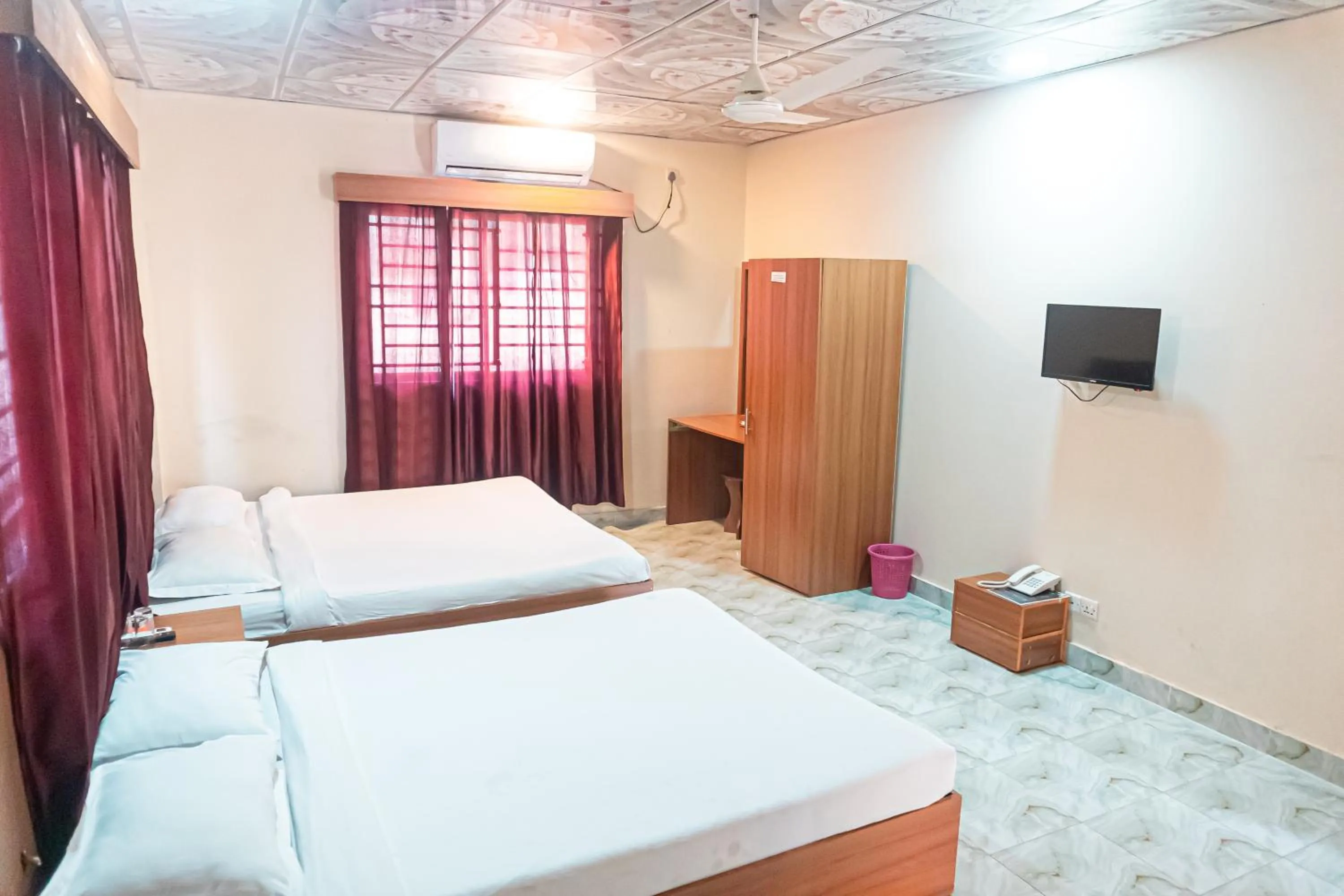 Bed in Impulse Ocean View