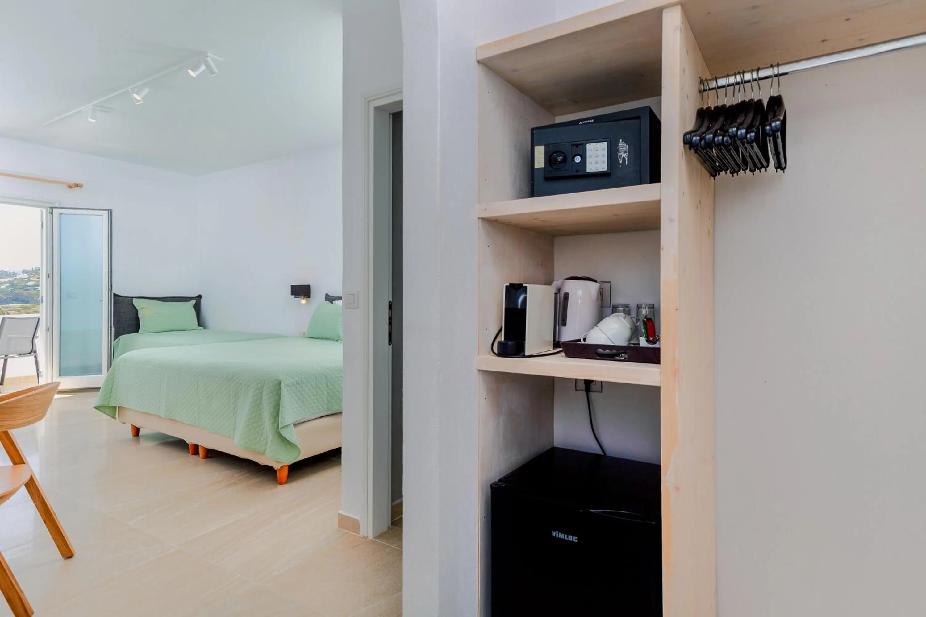 Coffee/tea facilities, Bed in Pyrgaki Hotel