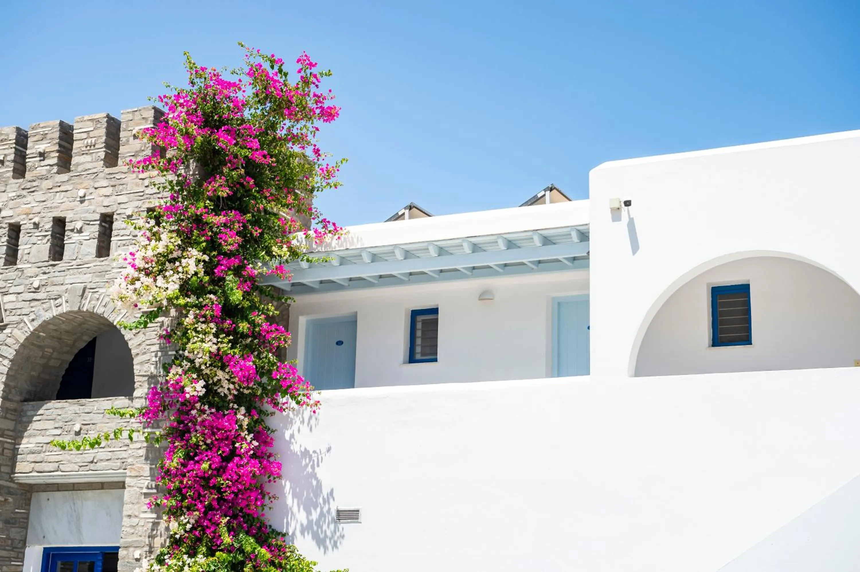 Facade/entrance in Pyrgaki Hotel