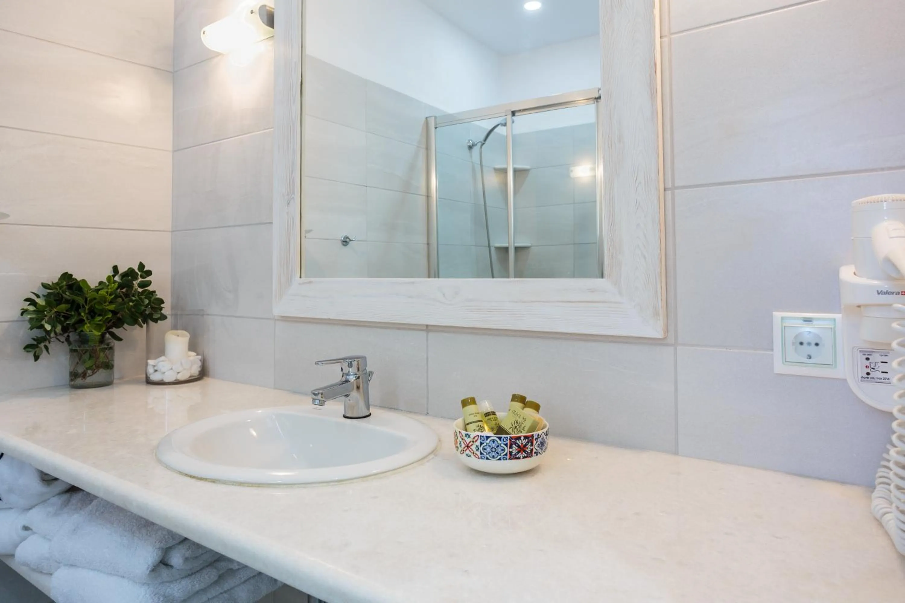 Bathroom in Pyrgaki Hotel