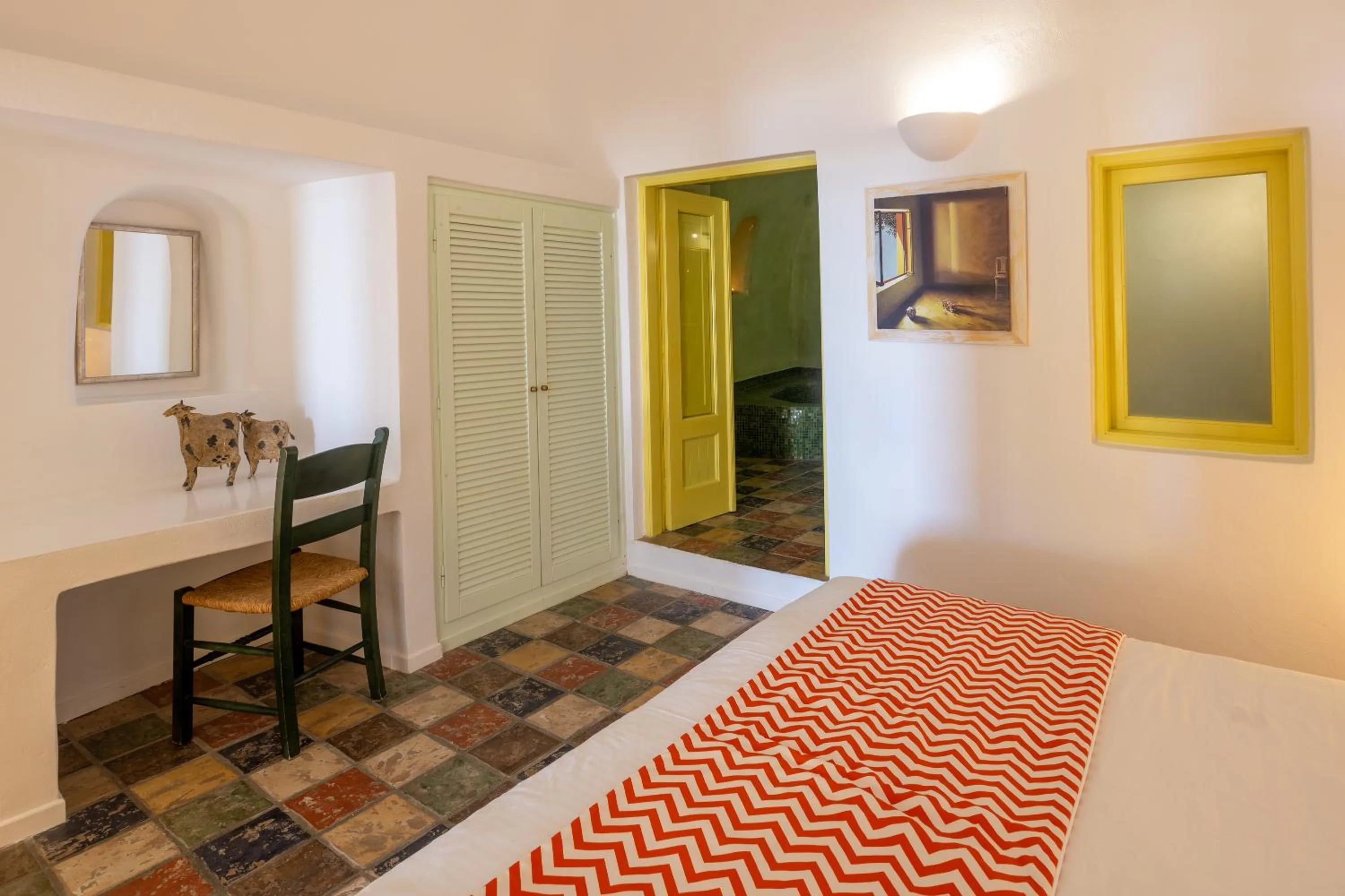 Bedroom, Bed in Dreams Luxury Suites