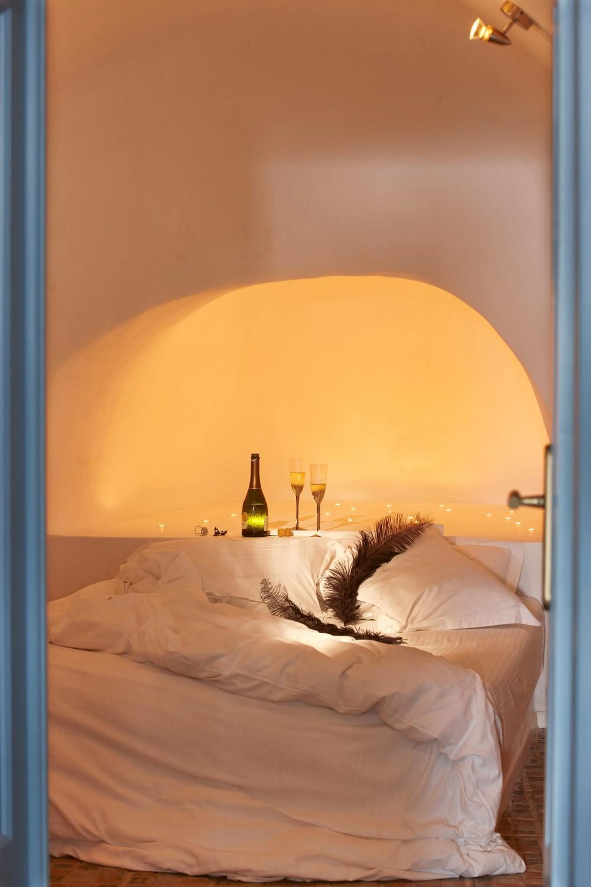 Bedroom, Bed in Dreams Luxury Suites