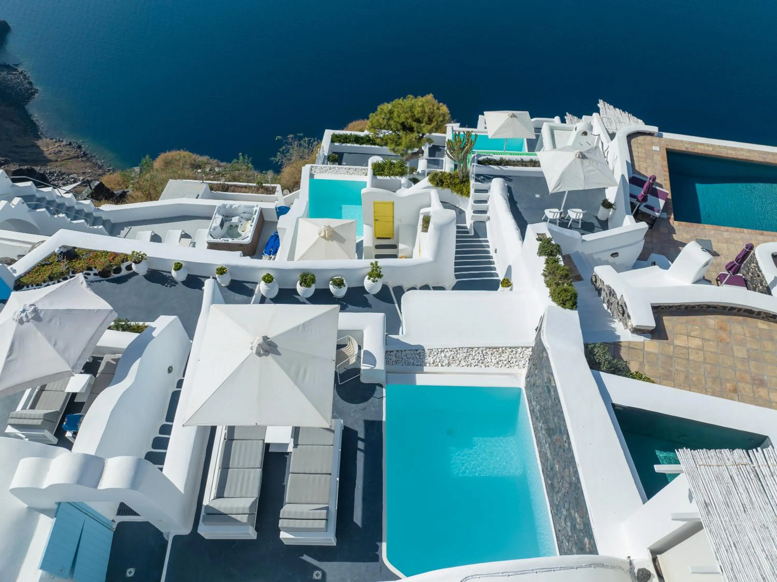 Property building in Dreams Luxury Suites