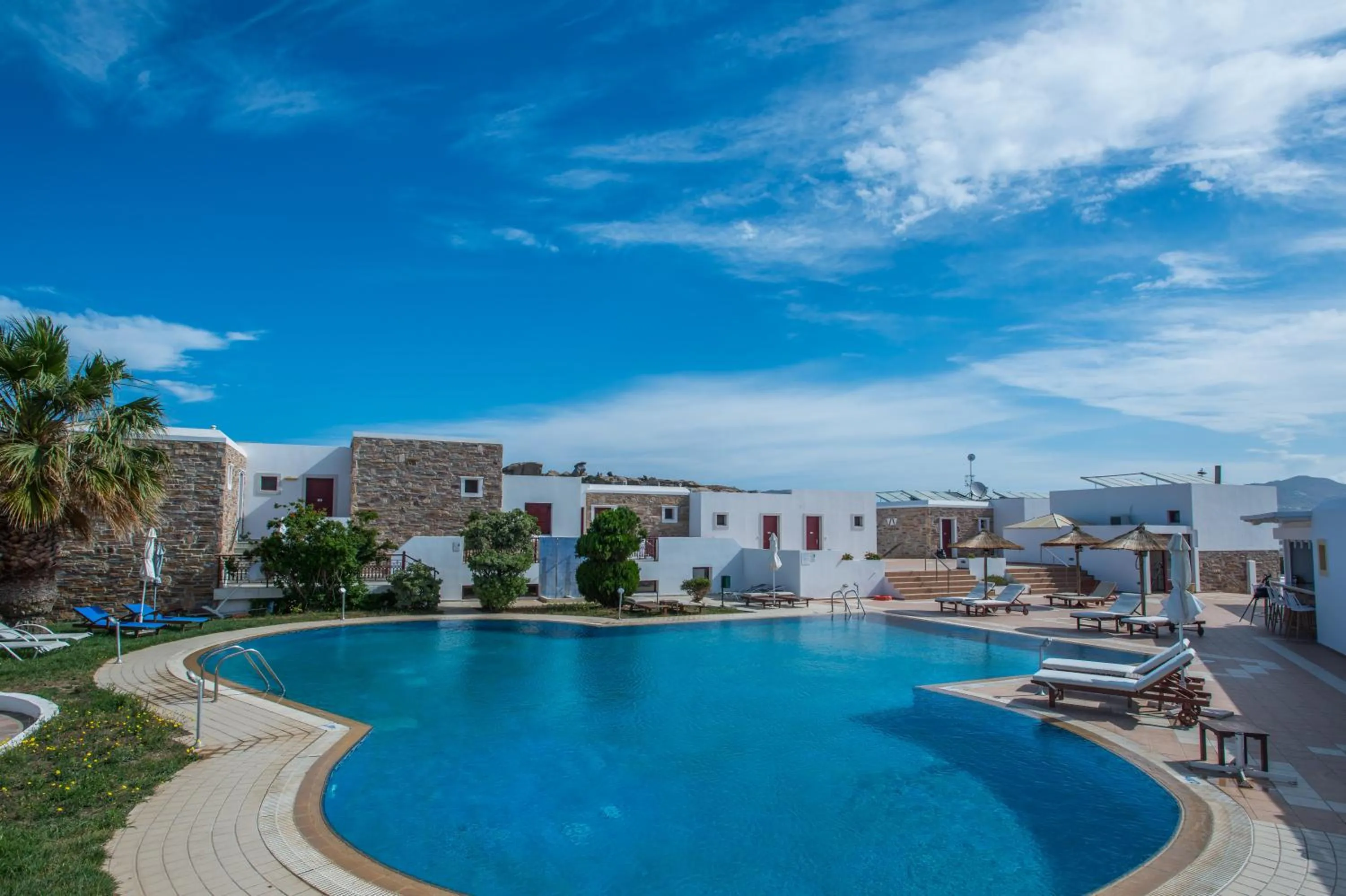 Swimming pool in Naxos Palace Hotel