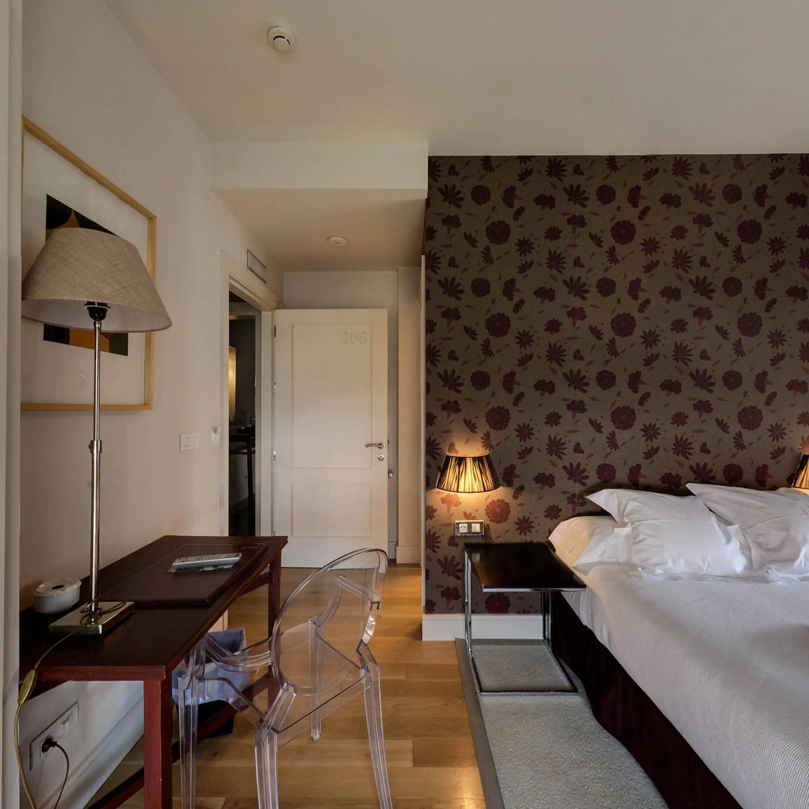 Bed in Hotel Palacio Muñatones