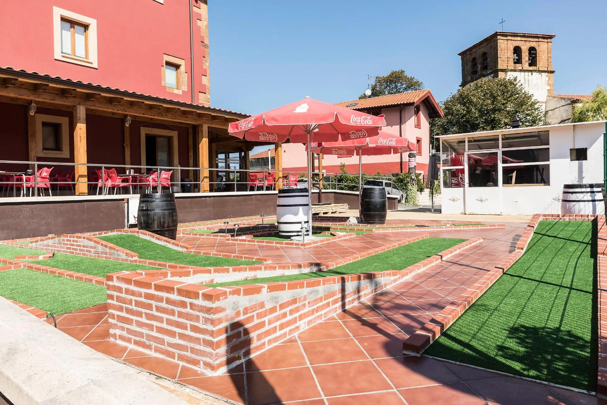 Garden in Hotel Palacio Muñatones