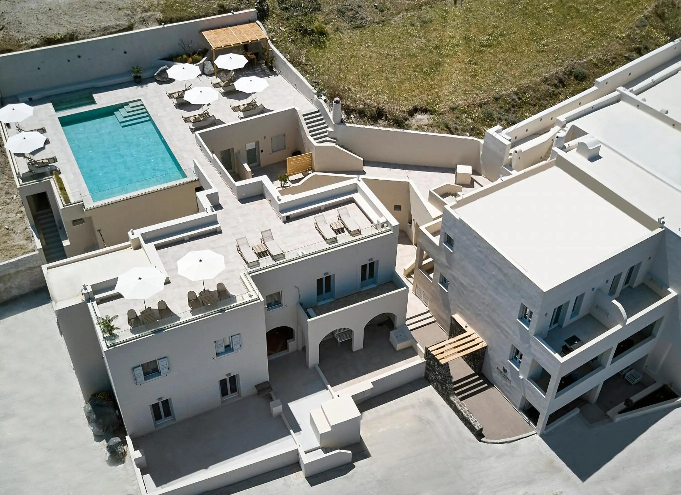 Mayu Suites