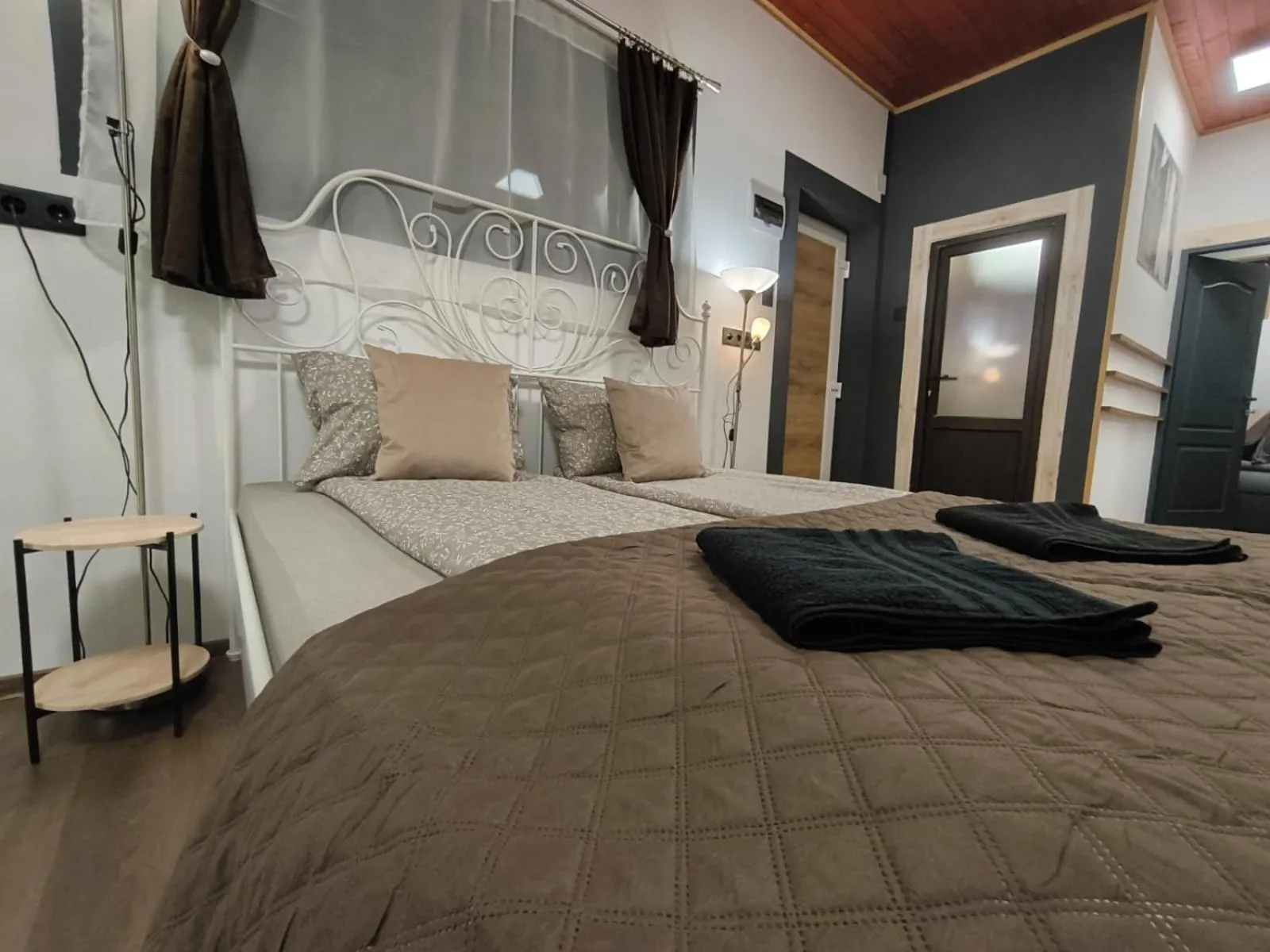 Bed in Morrison Apartments