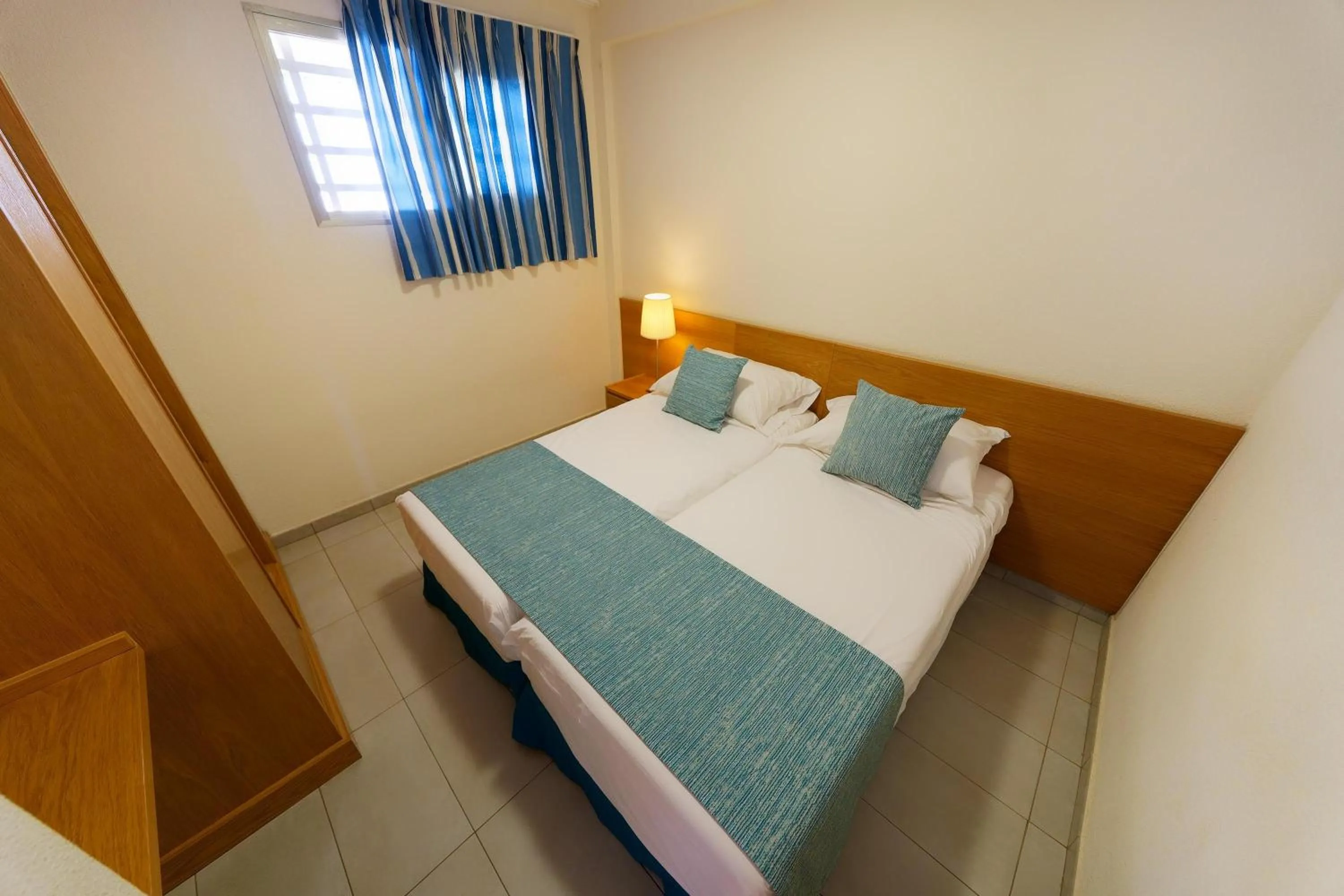 Photo of the whole room, Bed in Servatur Alameda de Jandía