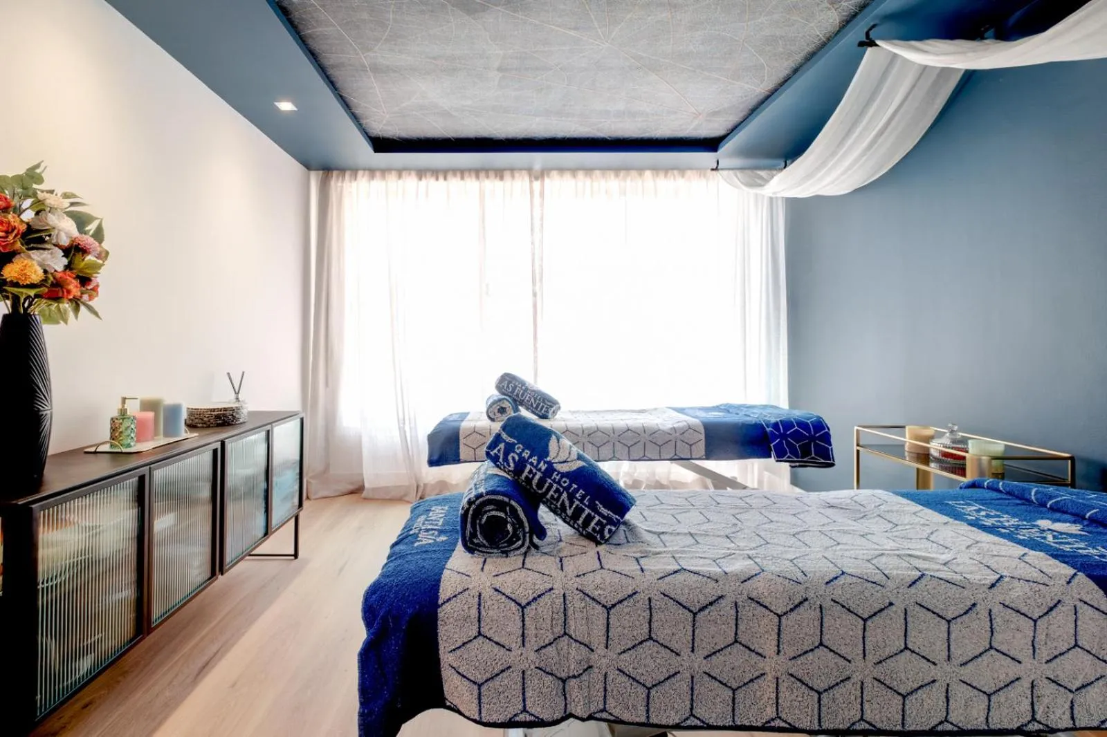 Massage, Bed in Gran Hotel Las Fuentes