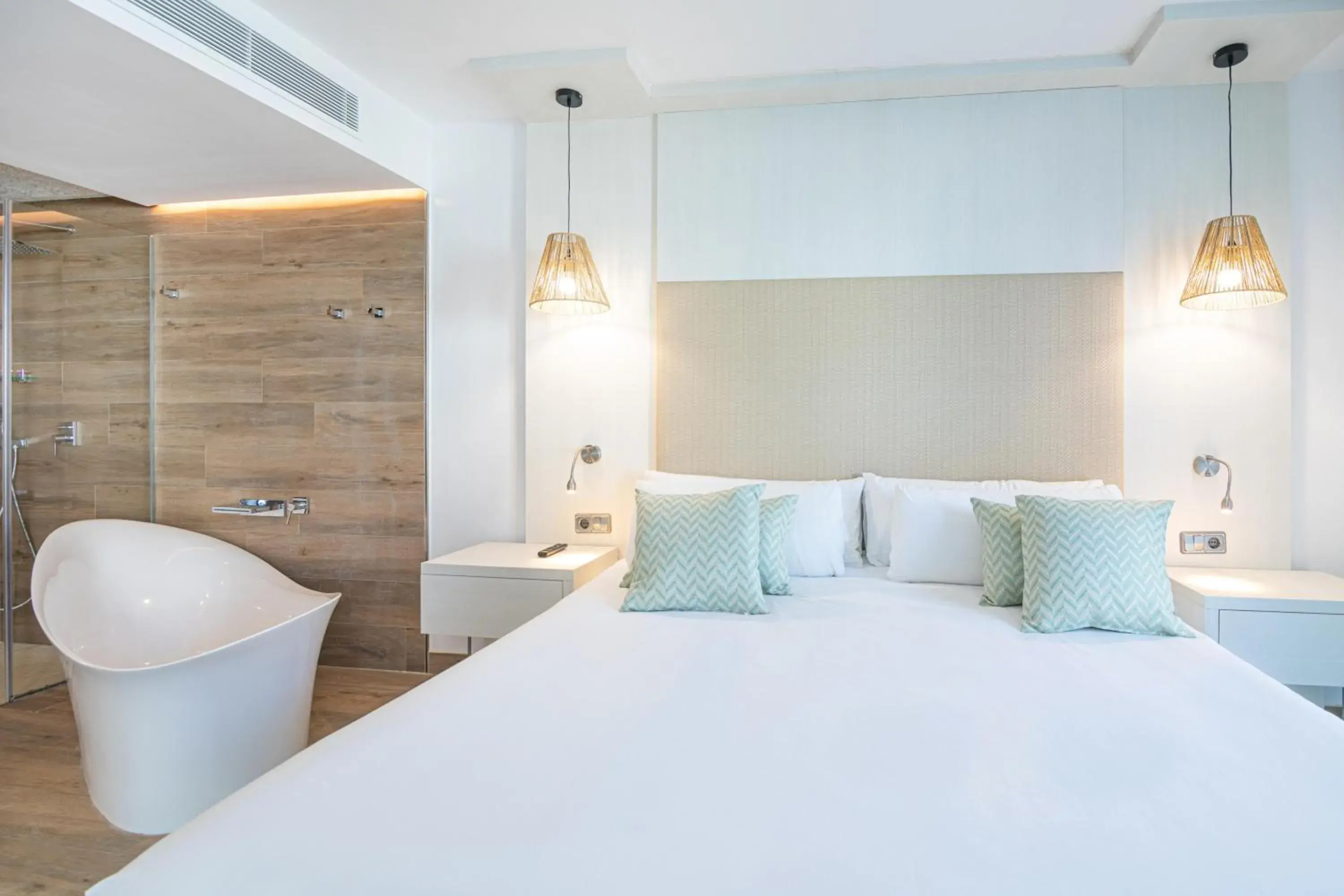 Photo of the whole room, Bed in MarSenses Puerto Pollensa Hotel & Spa Adults Only Photo of the whole room, Bed in MarSenses Puerto Pollensa Hotel & Spa Adults Only