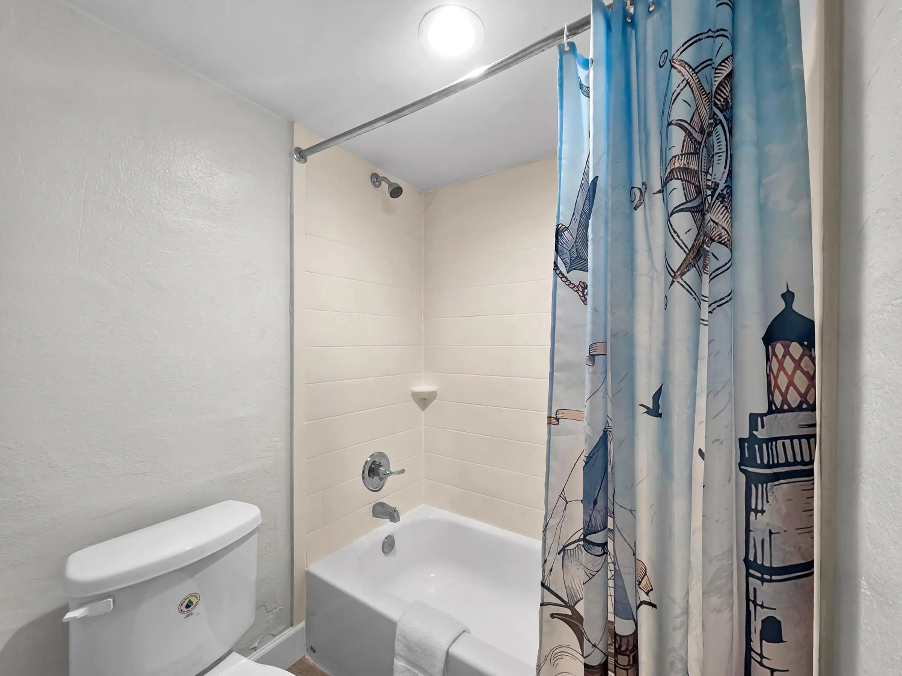 Shower in CRYSTAL PALACE RESORT