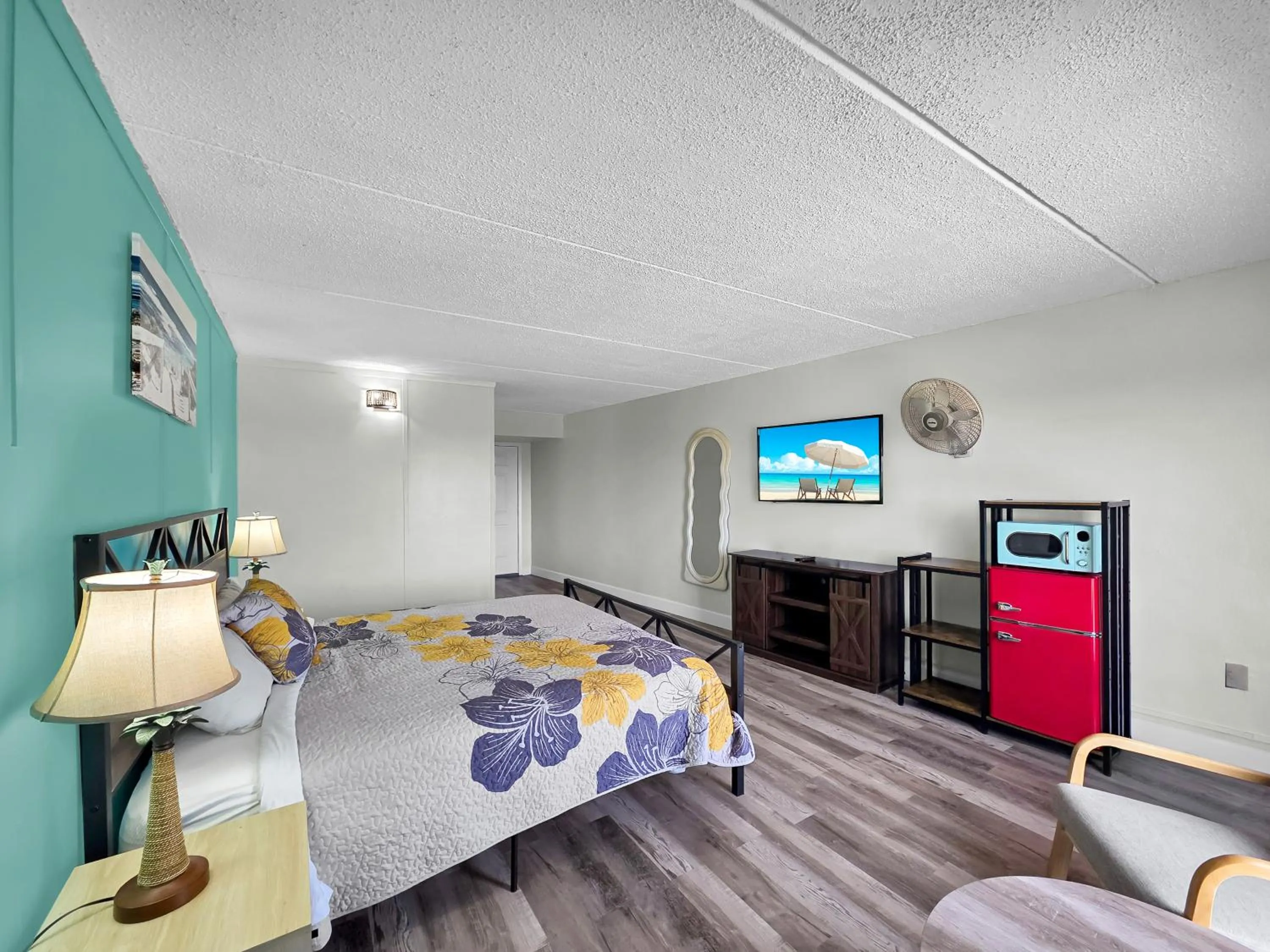 Bed in CRYSTAL PALACE RESORT