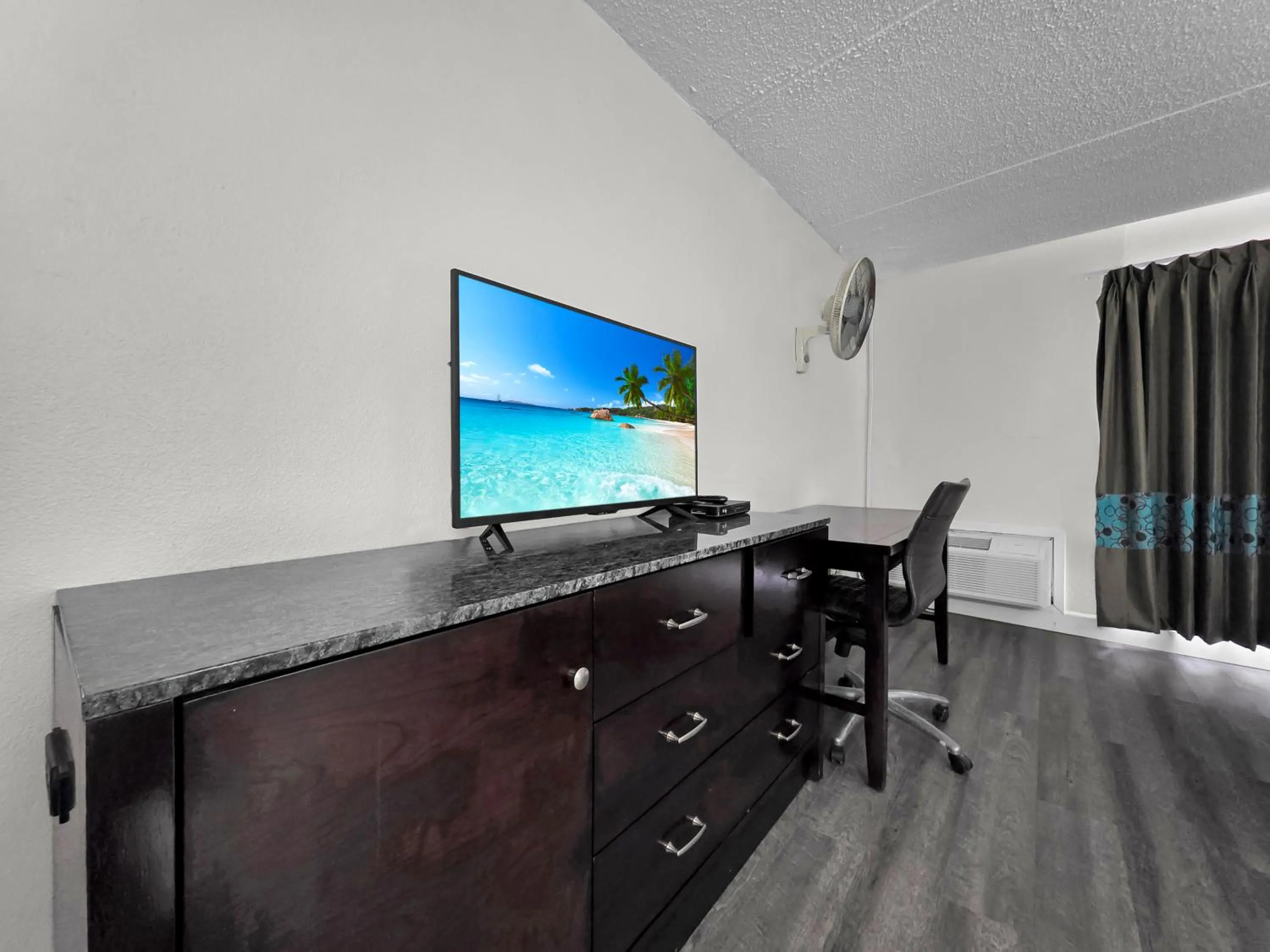 TV and multimedia in CRYSTAL PALACE RESORT