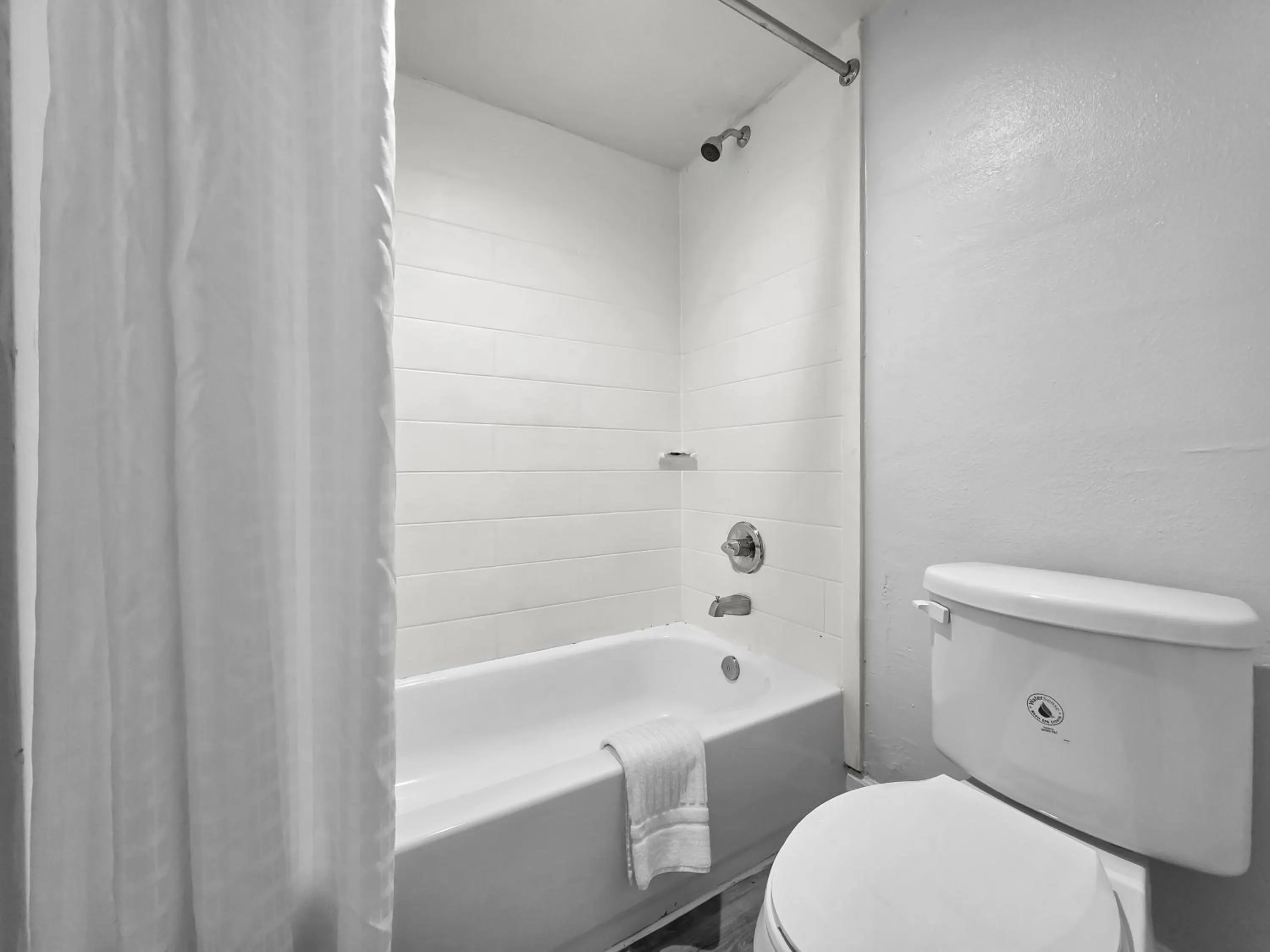 Shower in CRYSTAL PALACE RESORT