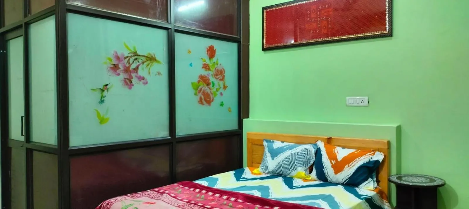 Bed in MangalMurti Himalyan Hotel