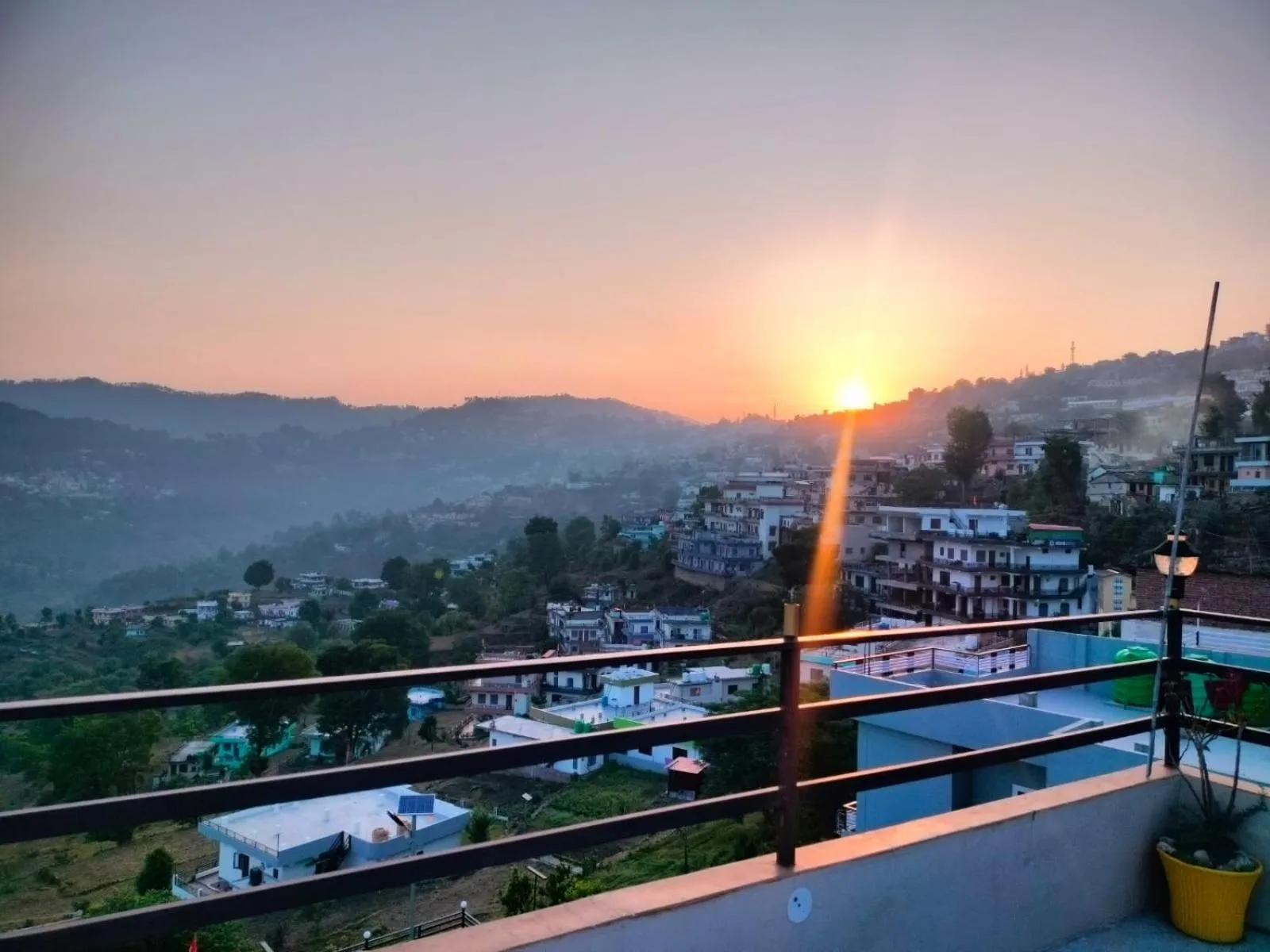 MangalMurti Himalyan Hotel