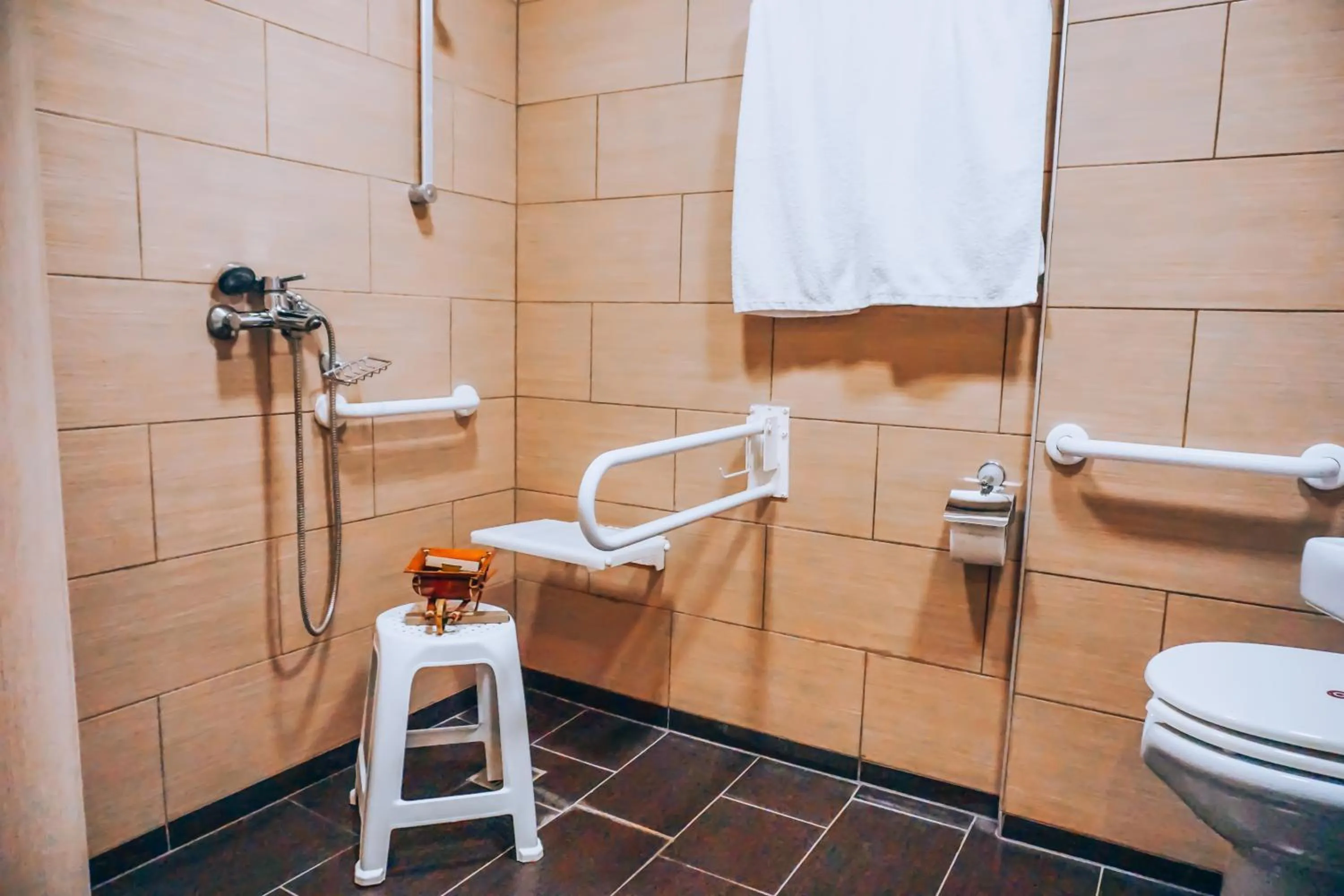 Bathroom in Apollo Resort Art Hotel
