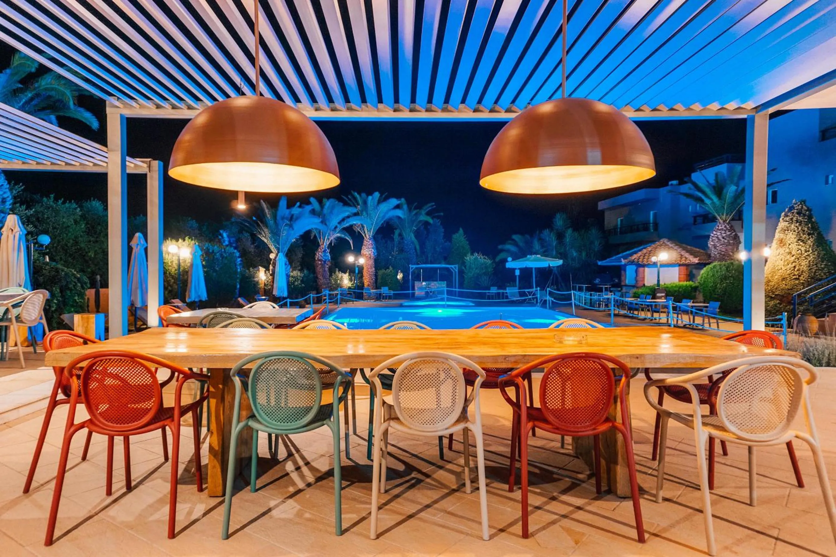 Restaurant/places to eat in Apollo Resort Art Hotel