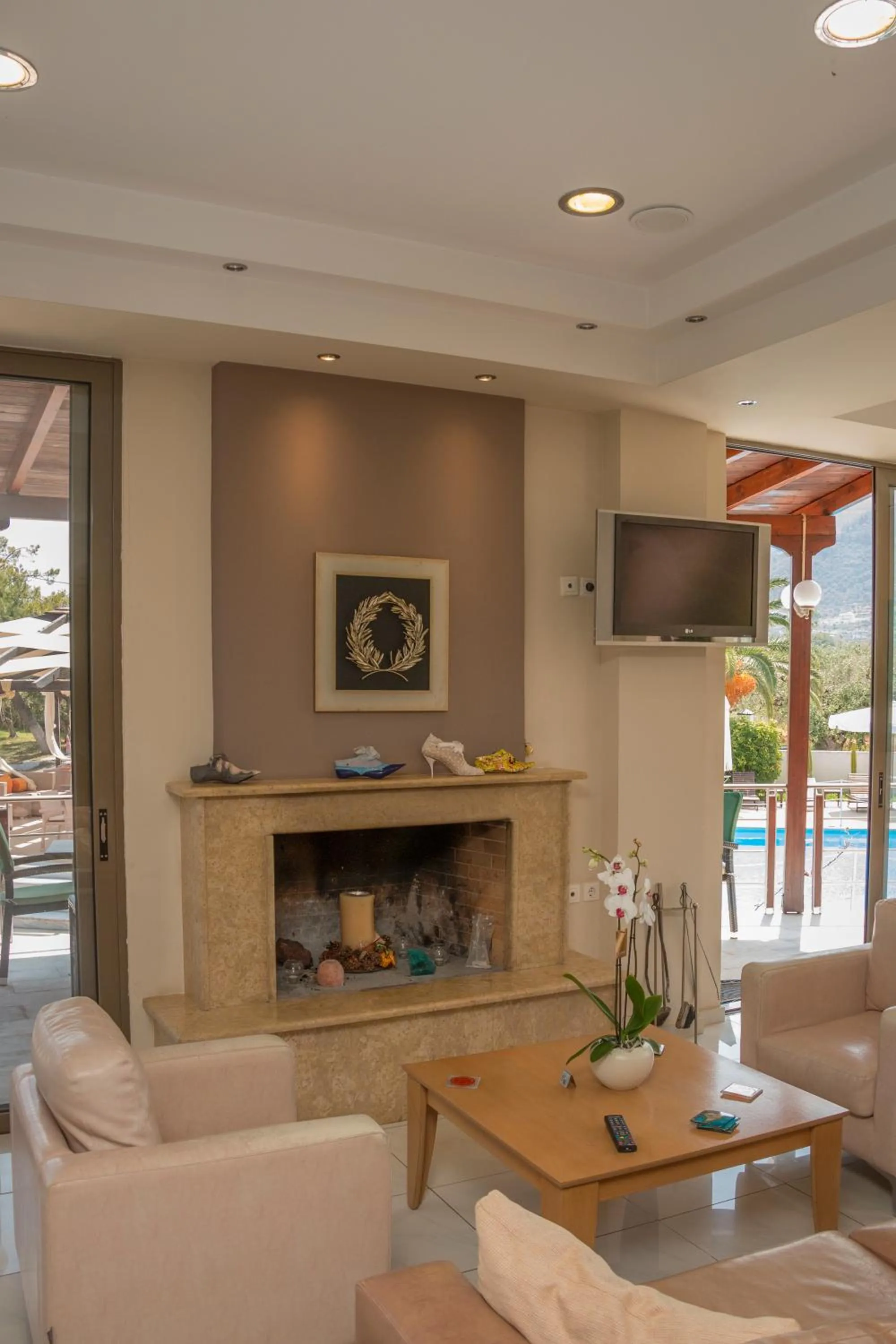 Living room in Apollo Resort Art Hotel