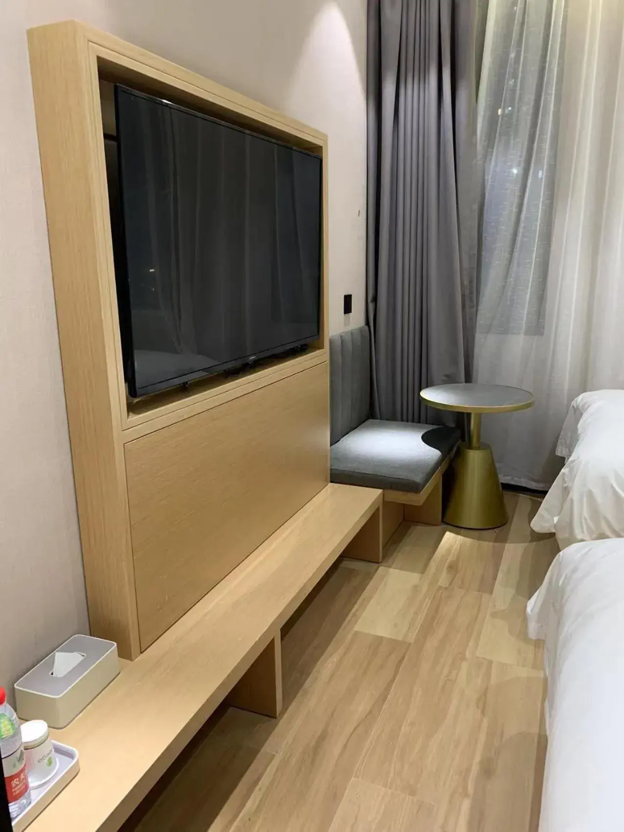 Bed in Meego Smart Select Hotel Bed in Meego Smart Select Hotel