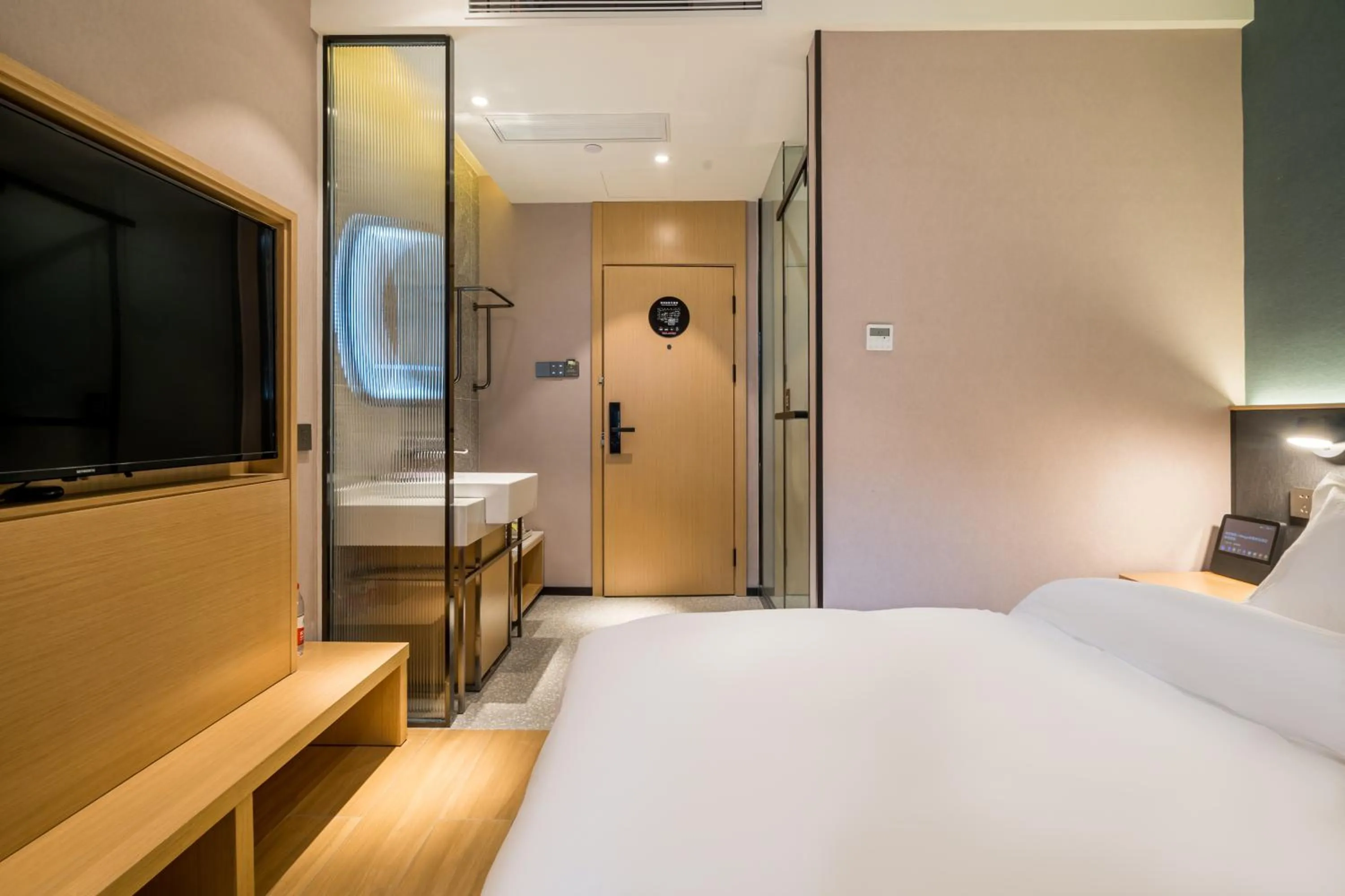 Bed in Meego Smart Select Hotel