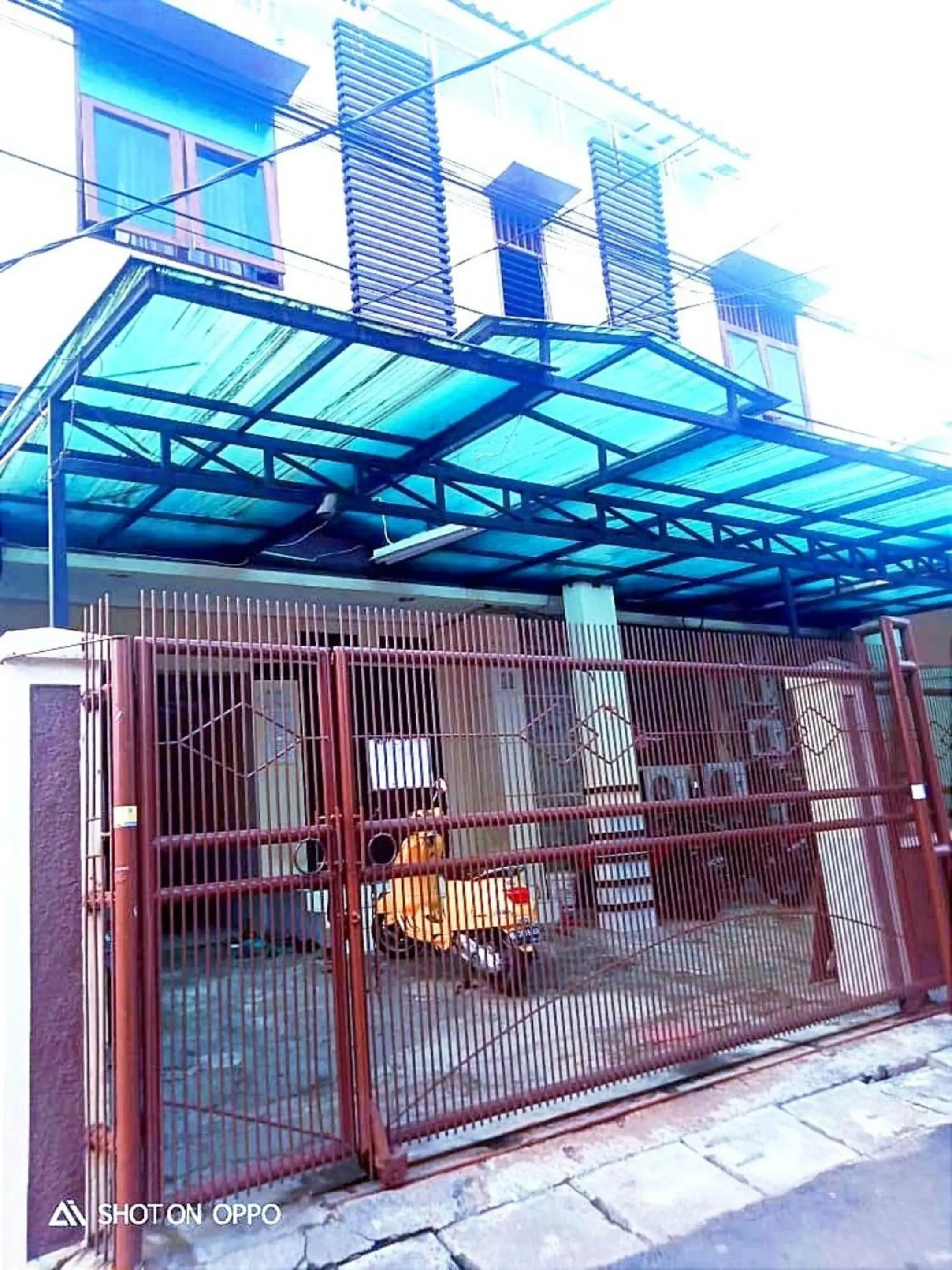 Property building in Kost Griya Asri by ecommerceloka Property building in Kost Griya Asri by ecommerceloka