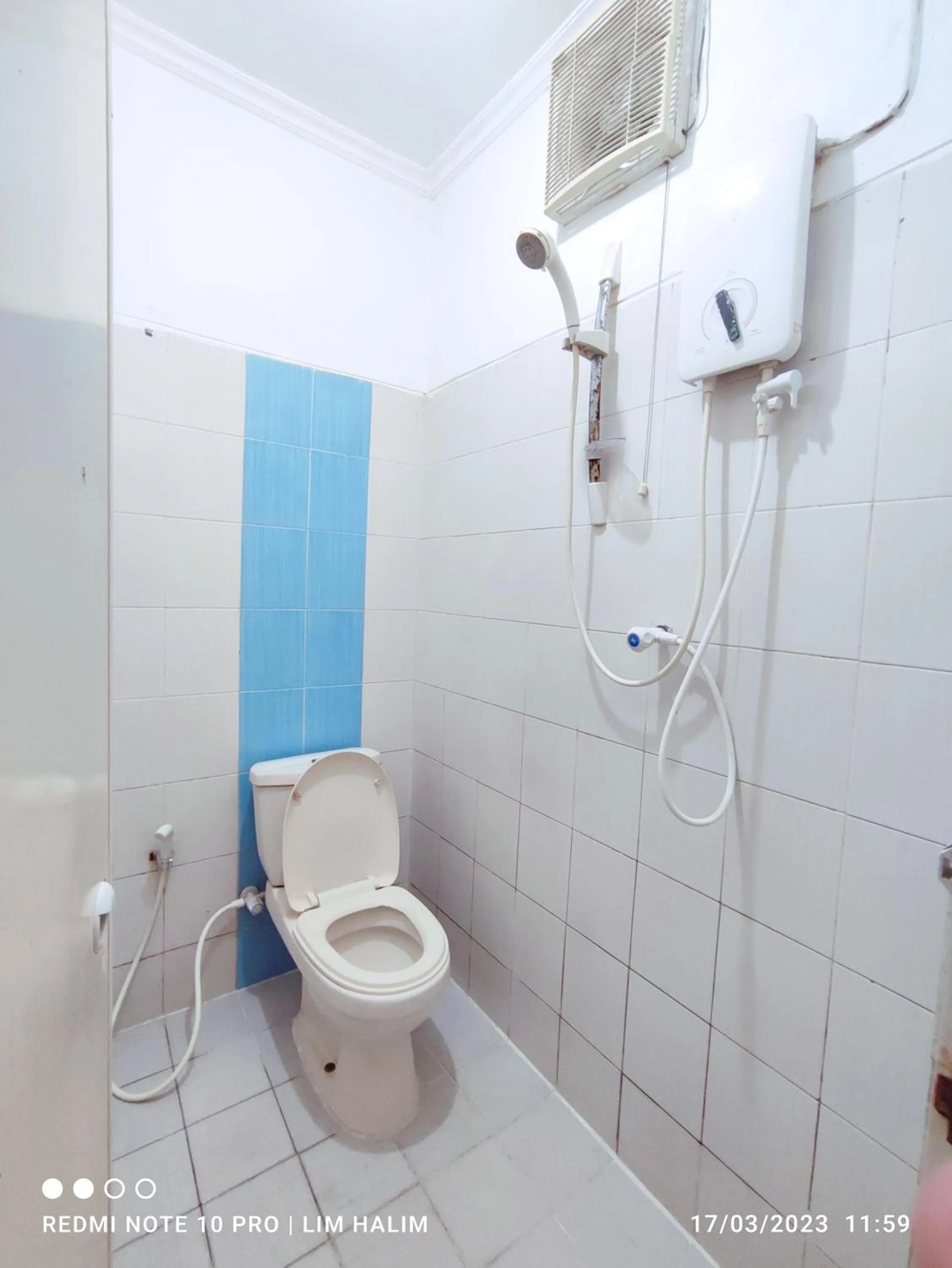 Bathroom in Kost Griya Asri by ecommerceloka