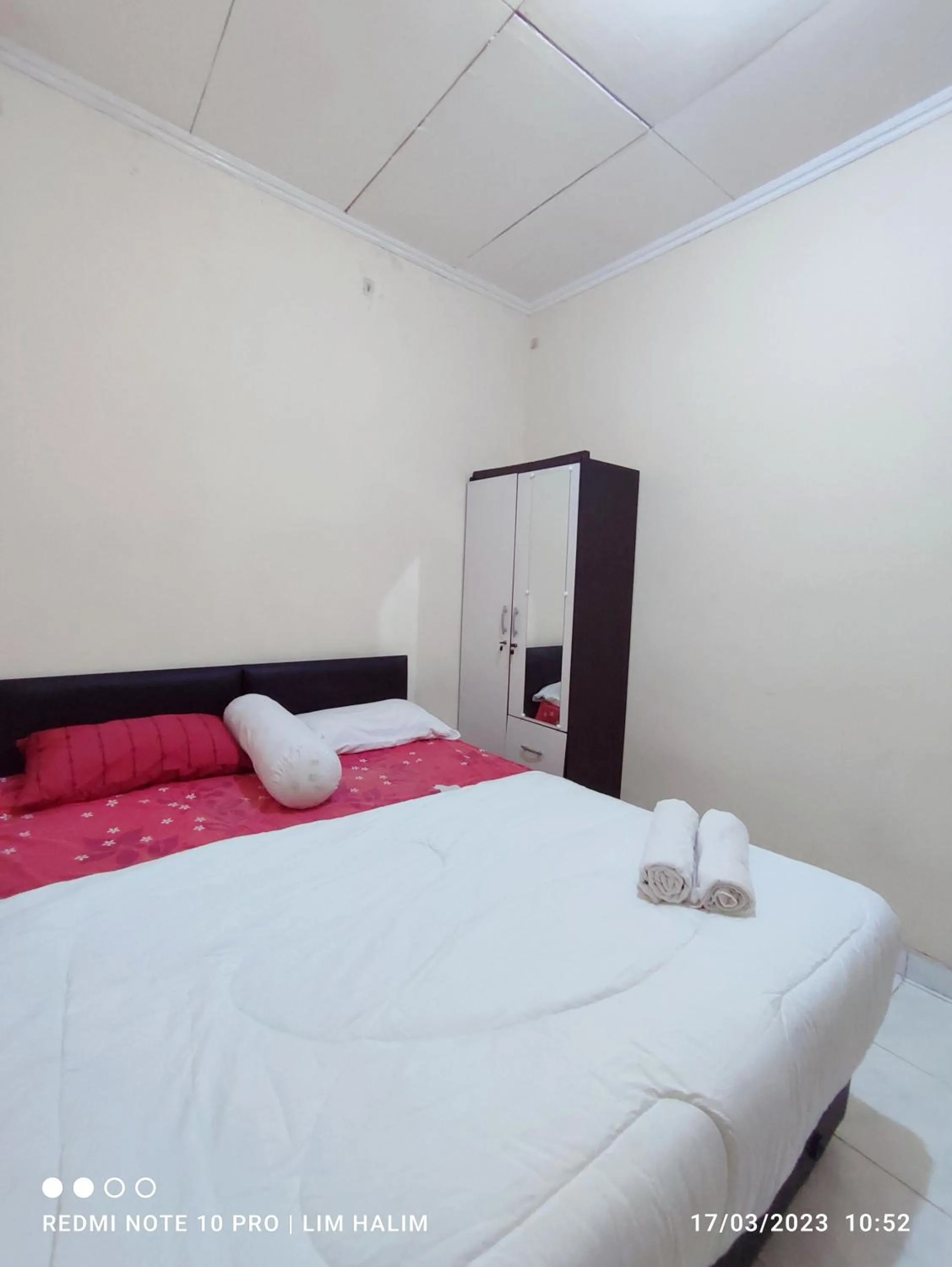 Bed in Kost Griya Asri by ecommerceloka