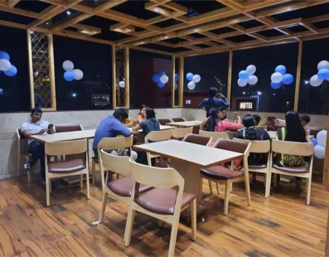 Hotel Royal Treat Surat