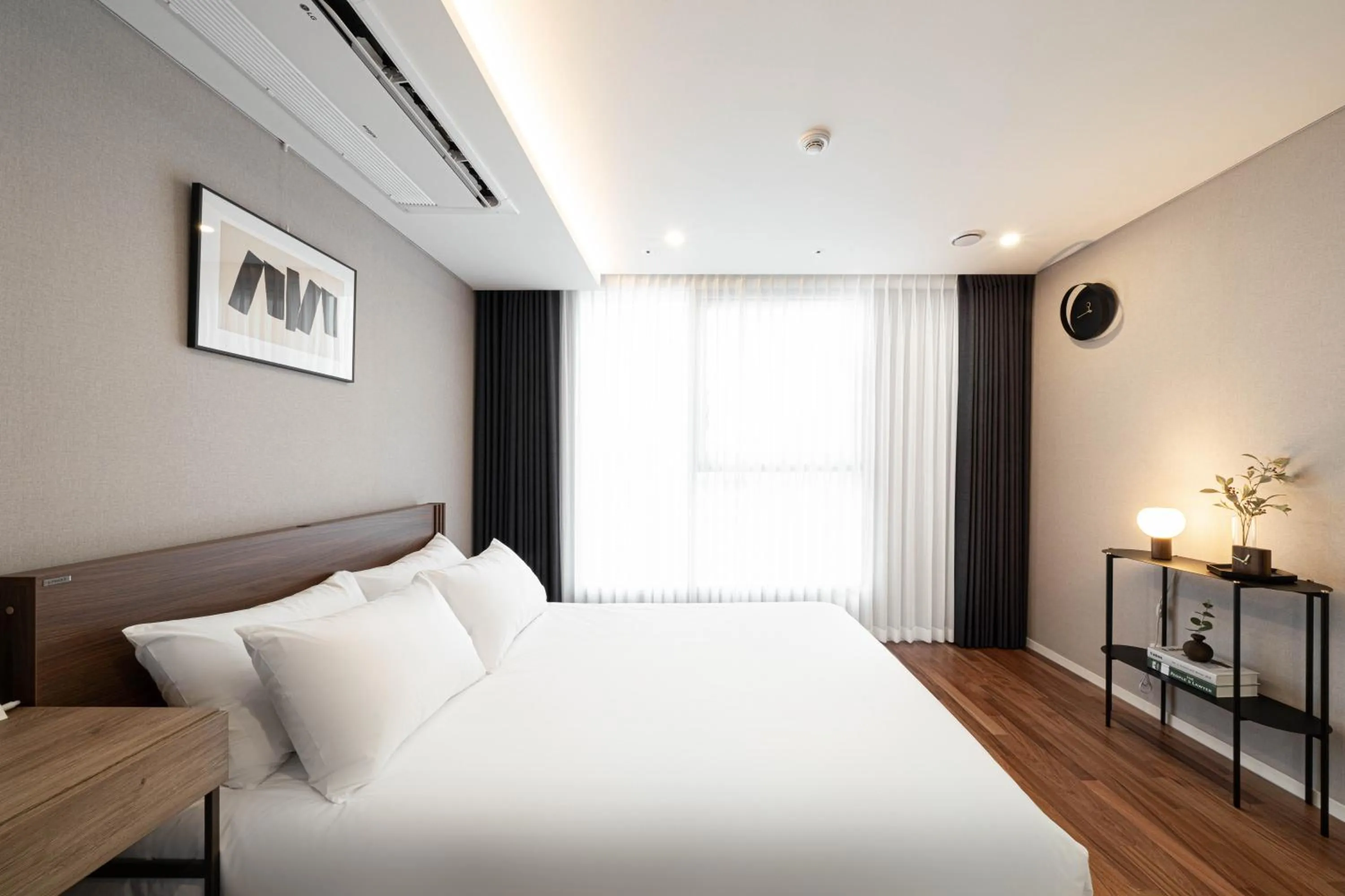 Bed in Le Collective Gangnam SAC Signity