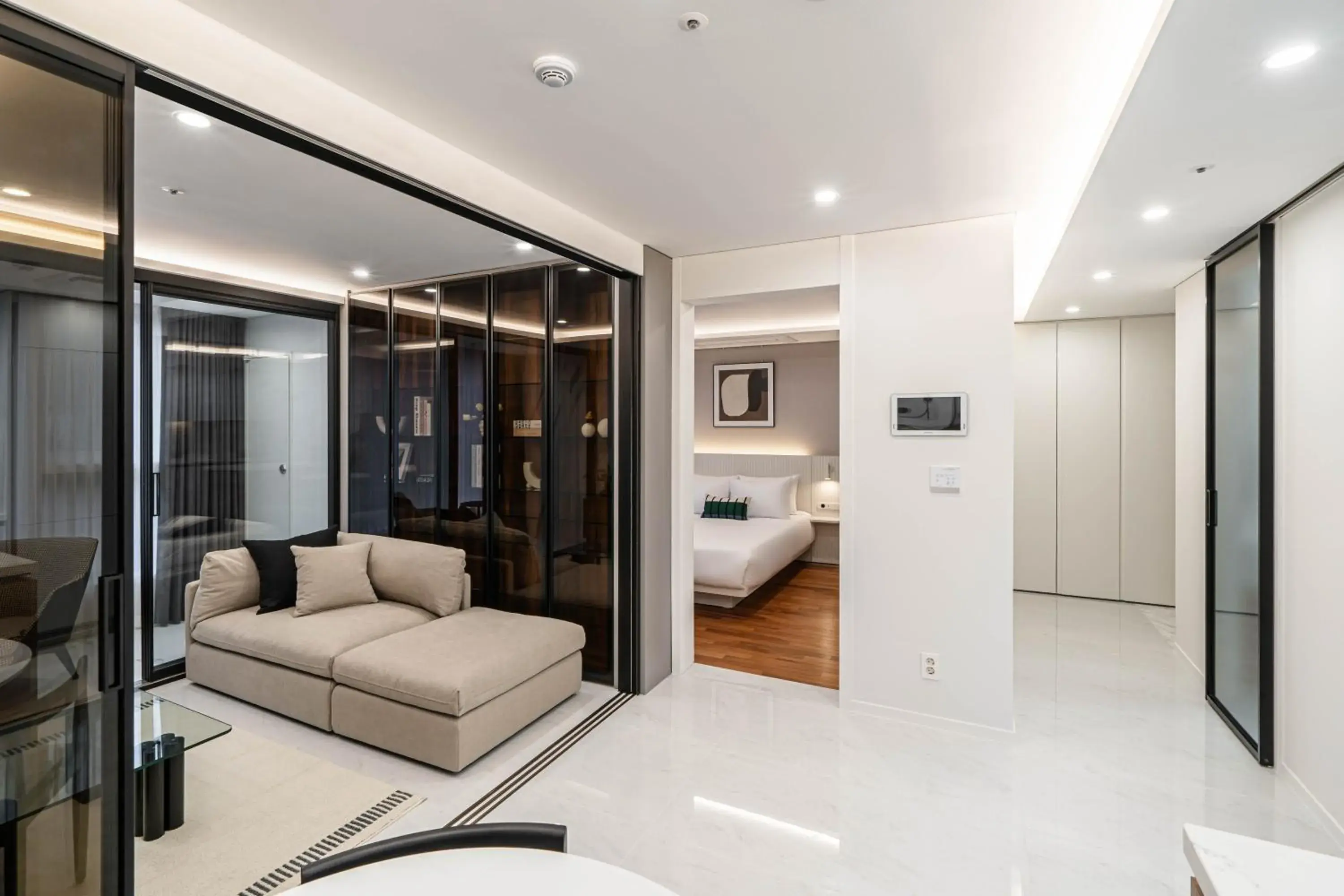 Premier Suite W in Le Collective Gangnam SAC Signity Premier Suite W in Le Collective Gangnam SAC Signity