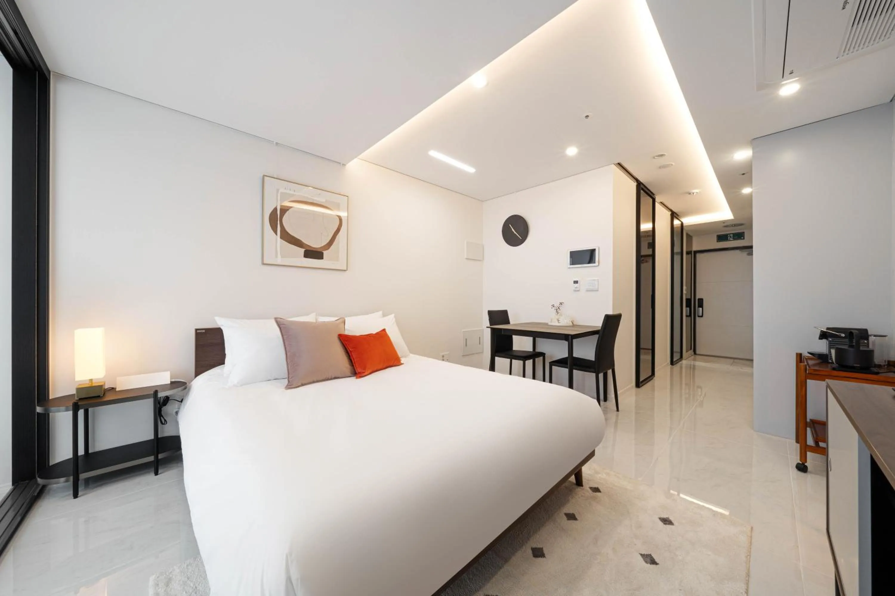 Bedroom, Bed in Le Collective Gangnam SAC Signity