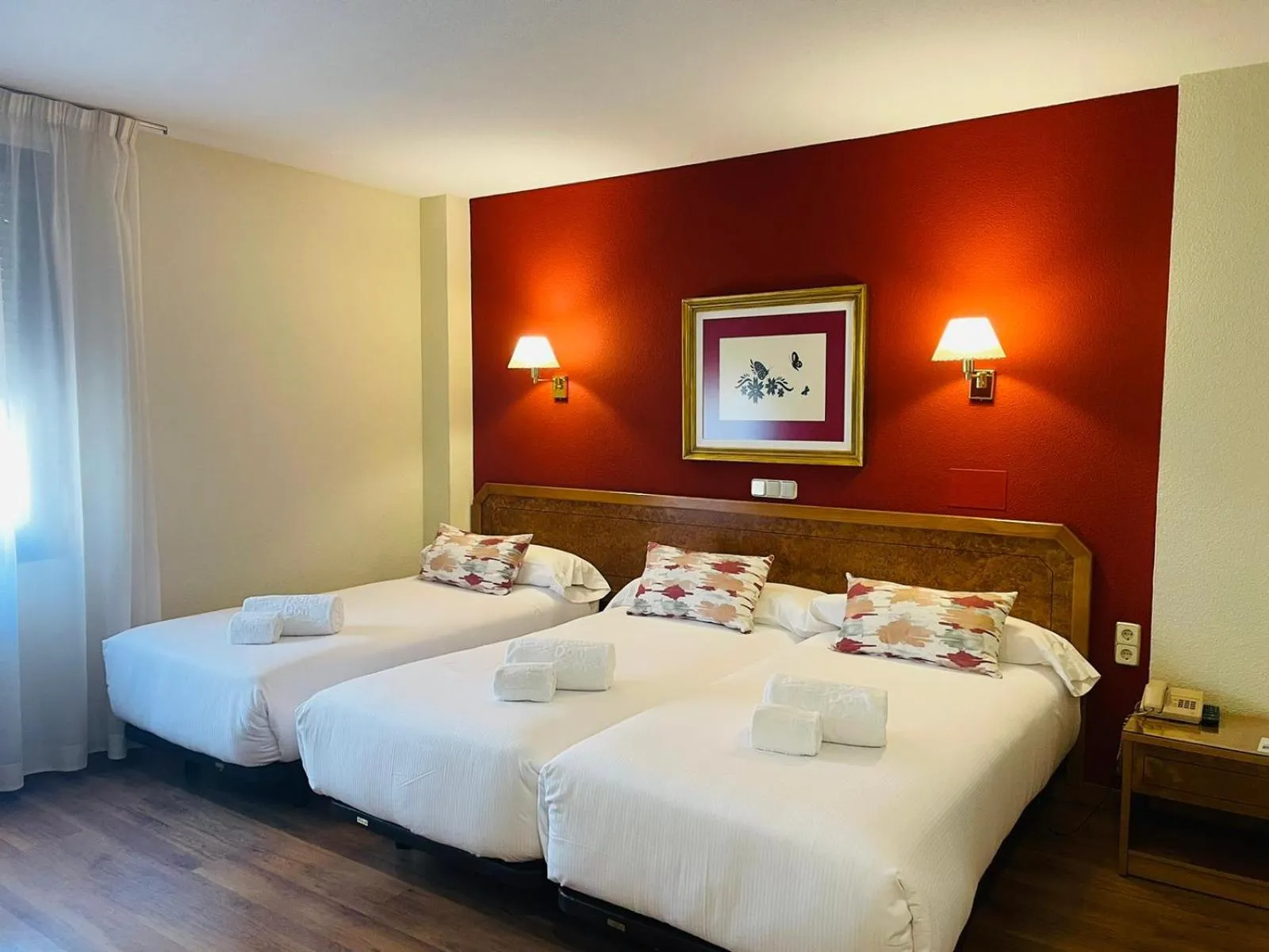 Bedroom, Bed in Hotel Don Carmelo