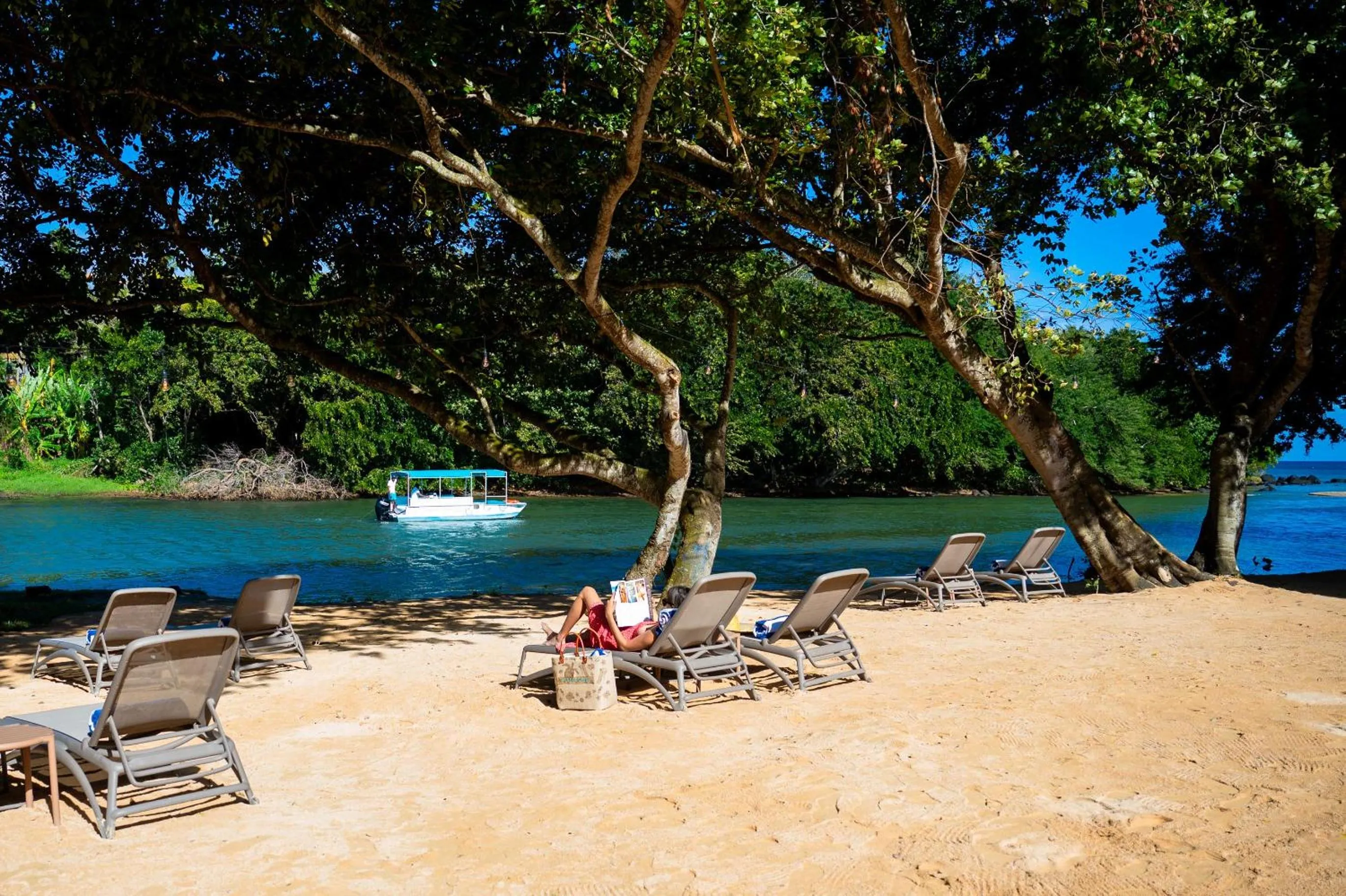 Beach in Ocean's Creek Beach Hotel