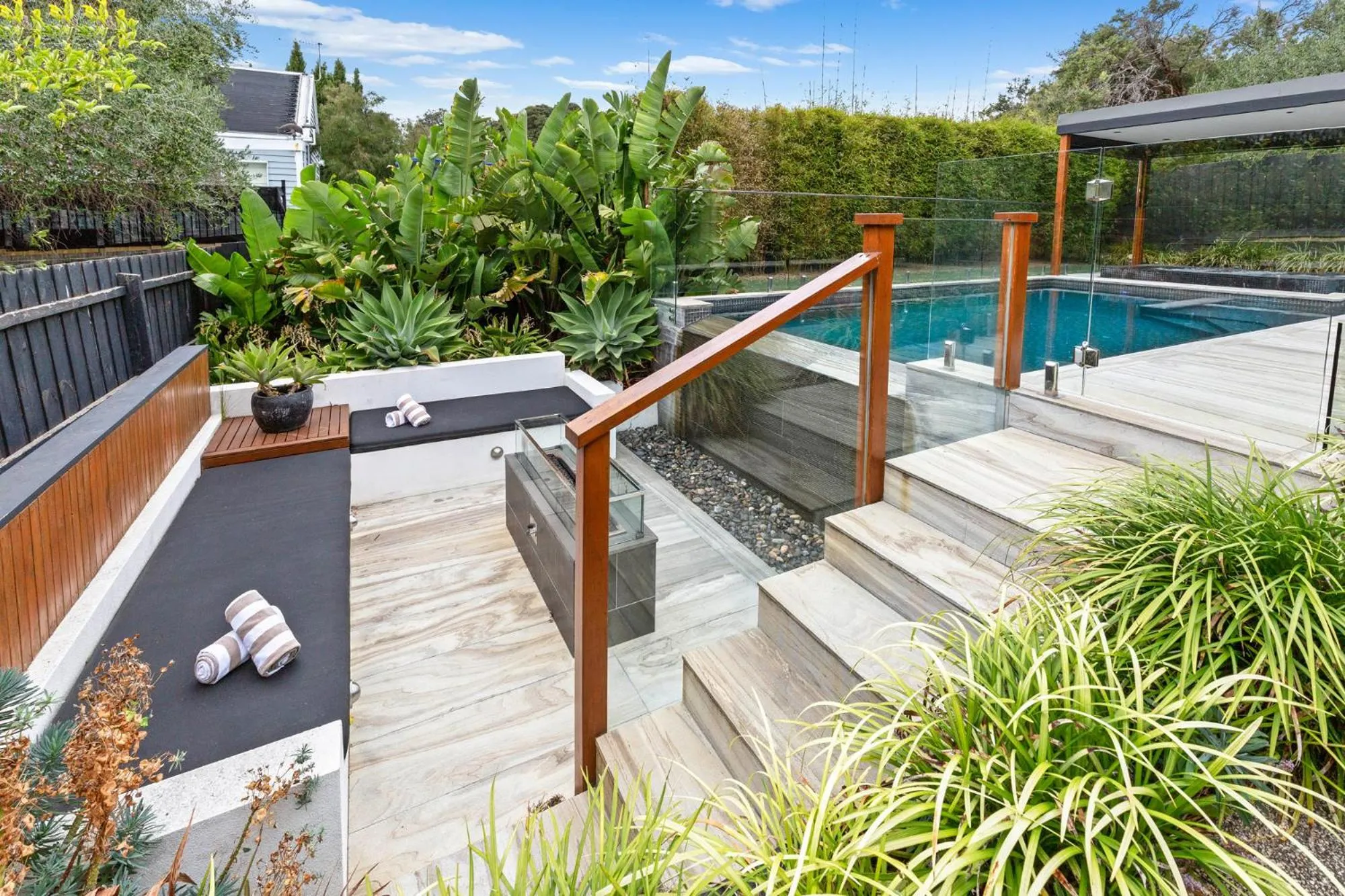 St Tropez - Tranquil Blairgowrie Escape