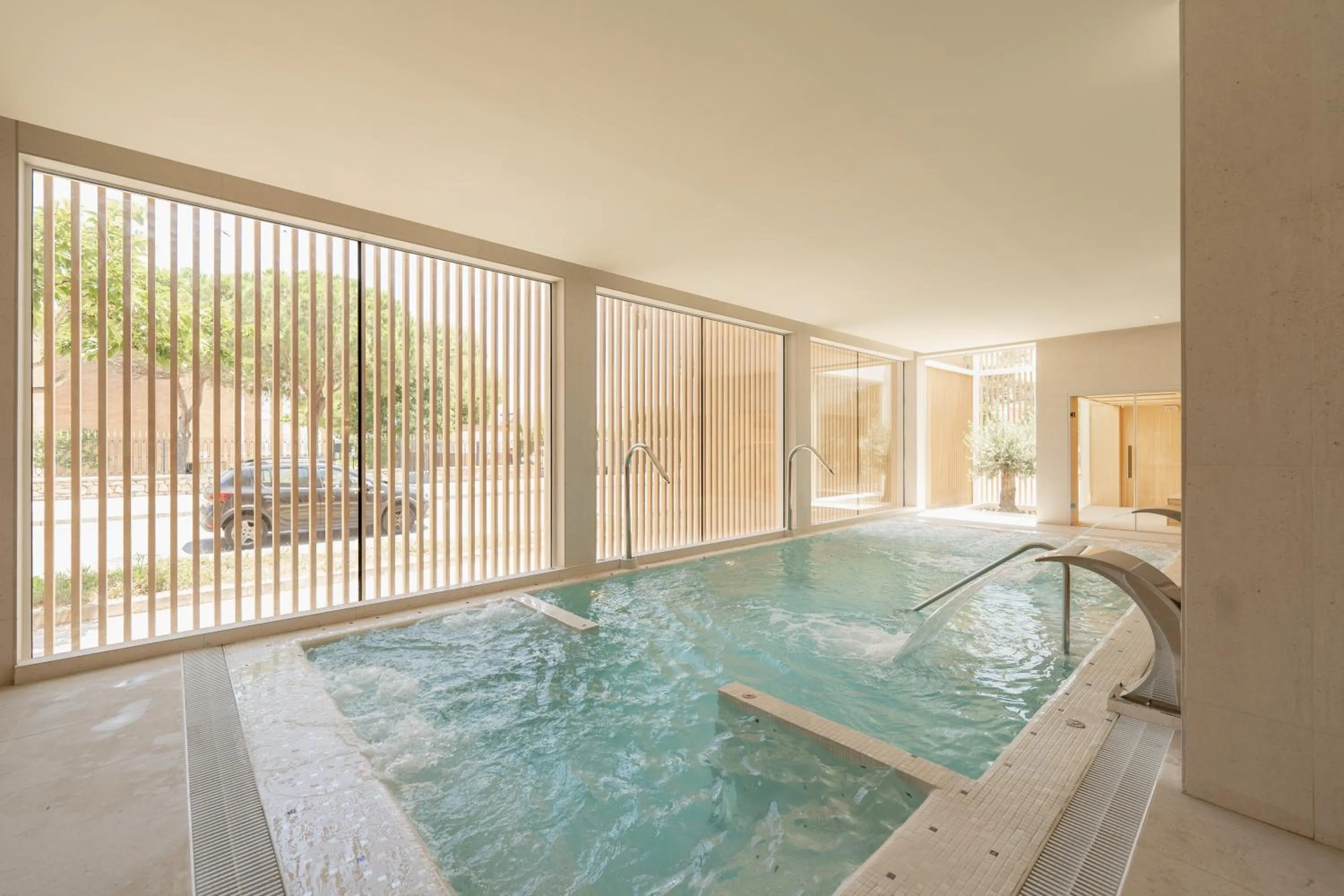 Hot Tub in RH Silene Hotel & Spa 4 Sup