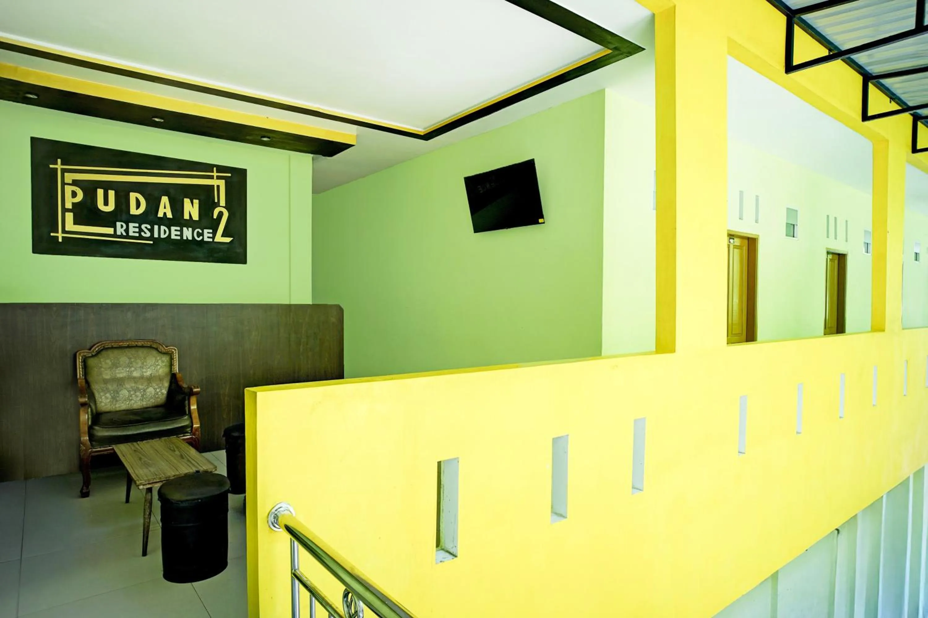 Lobby or reception in Hotel O Parapat Near Dermaga Ajibata Formerly Pudan Residence 2