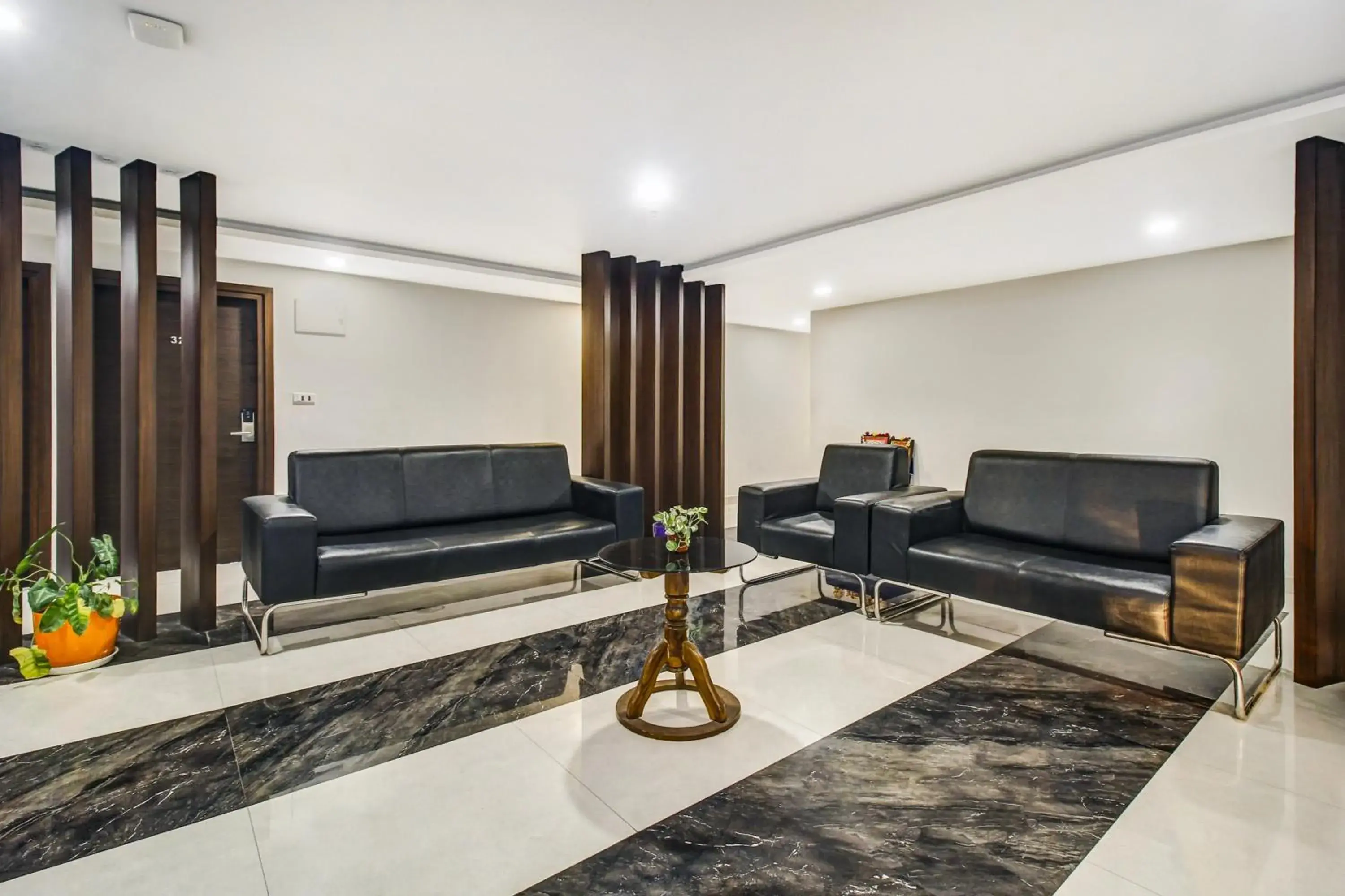 Hotel O D Suites Hotel O D Suites