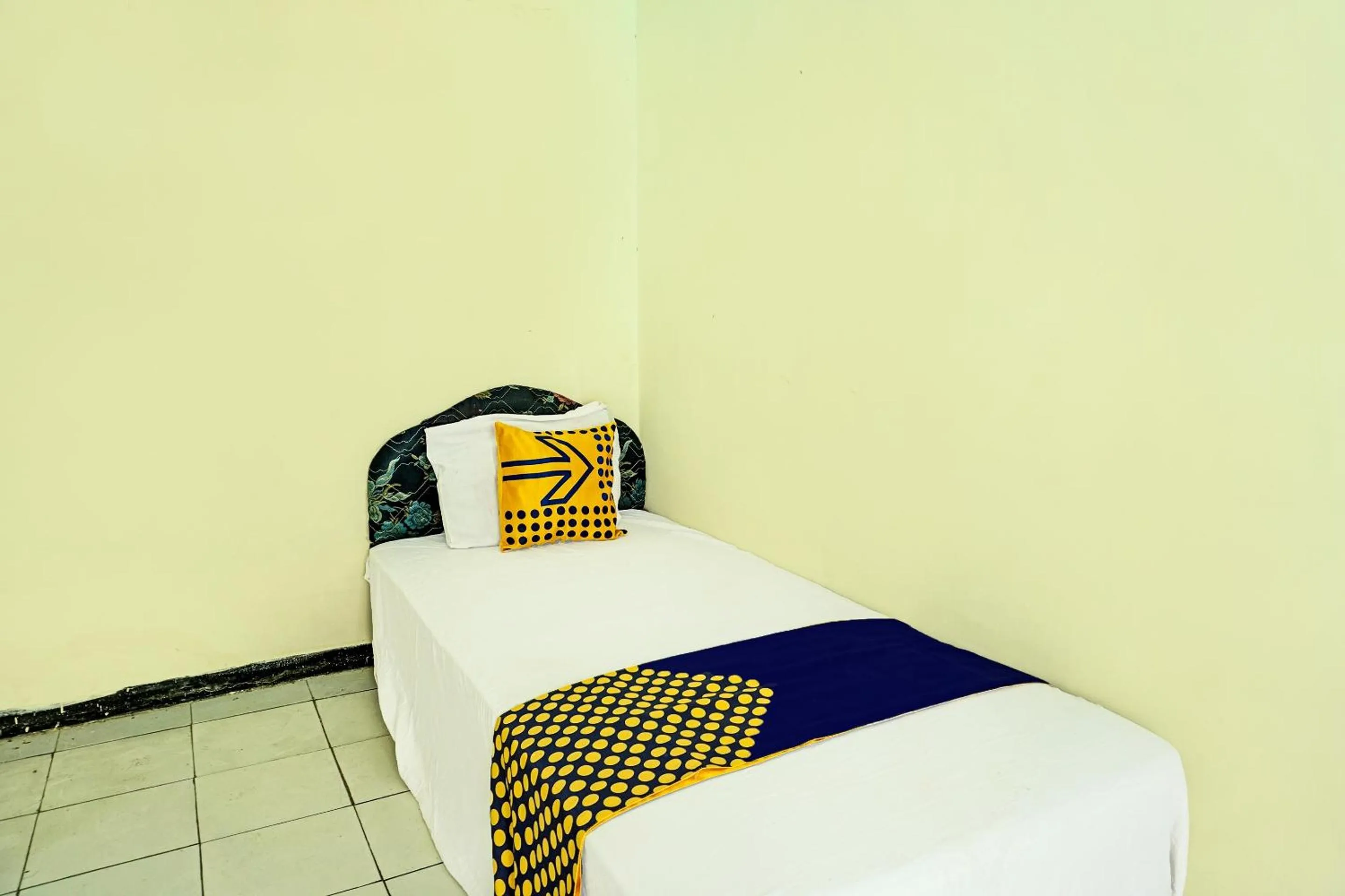 Bedroom, Bed in Hotel O Dhaha Penginapan House Syariah