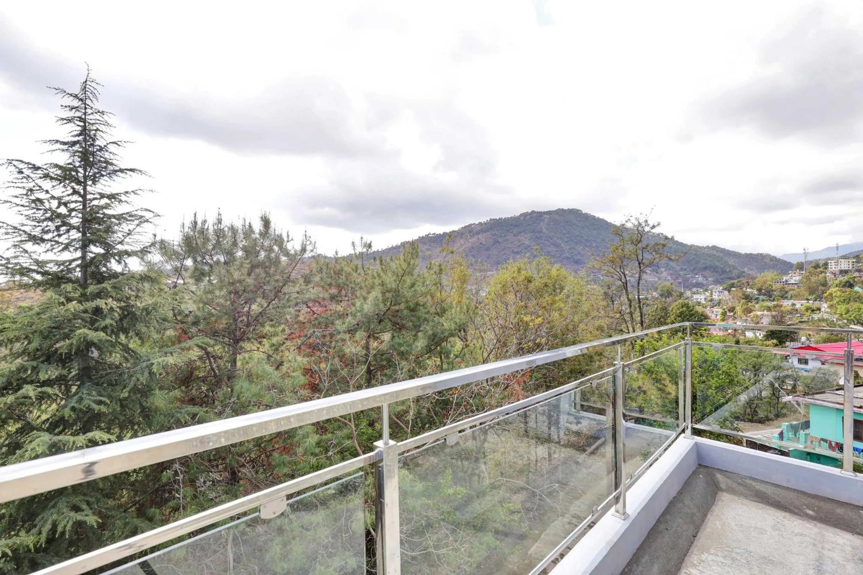Balcony/Terrace in Hotel O by OYO MOUNTAIN