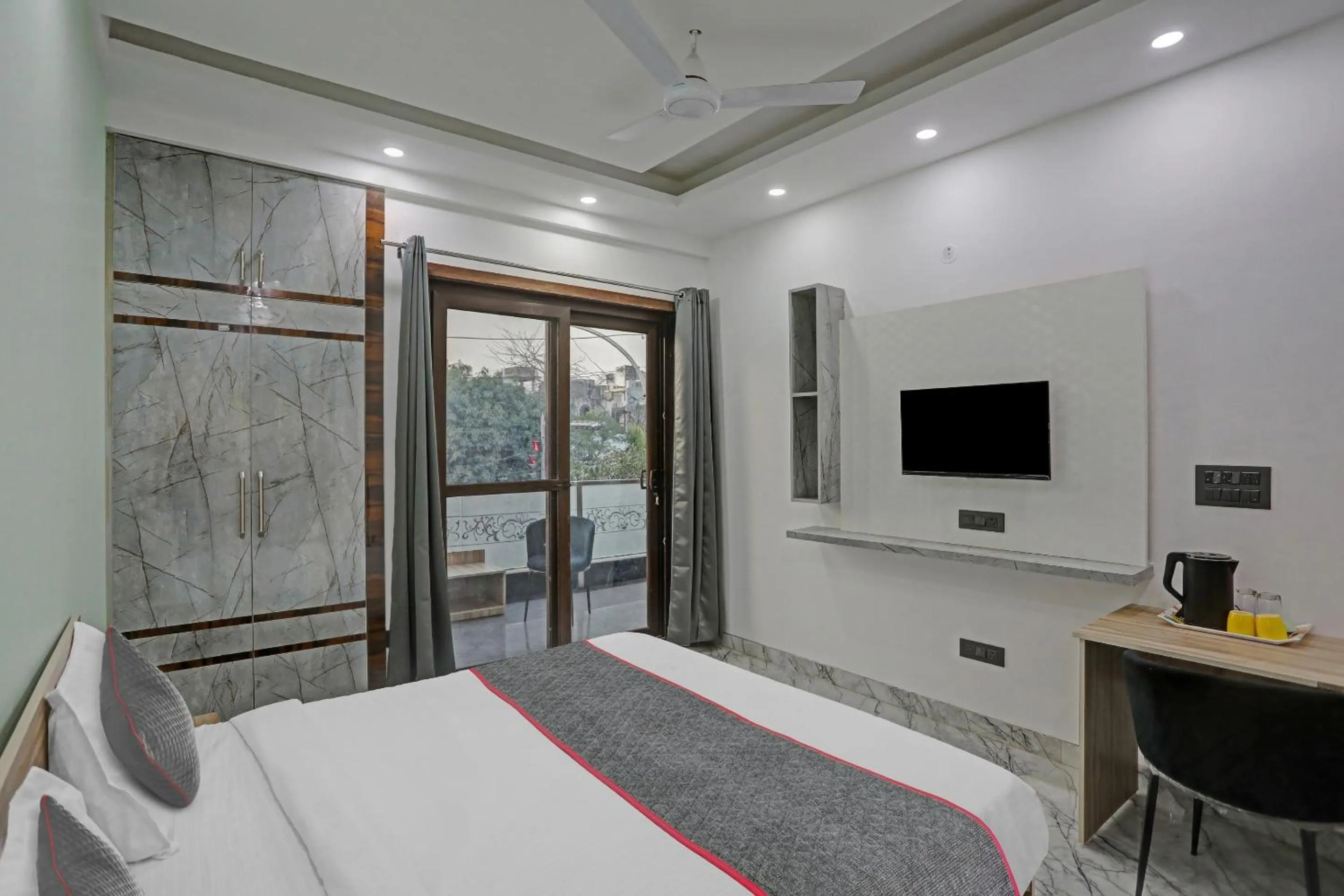 Bedroom, Bed in Super Townhouse Xanthe - Boutique Hotel