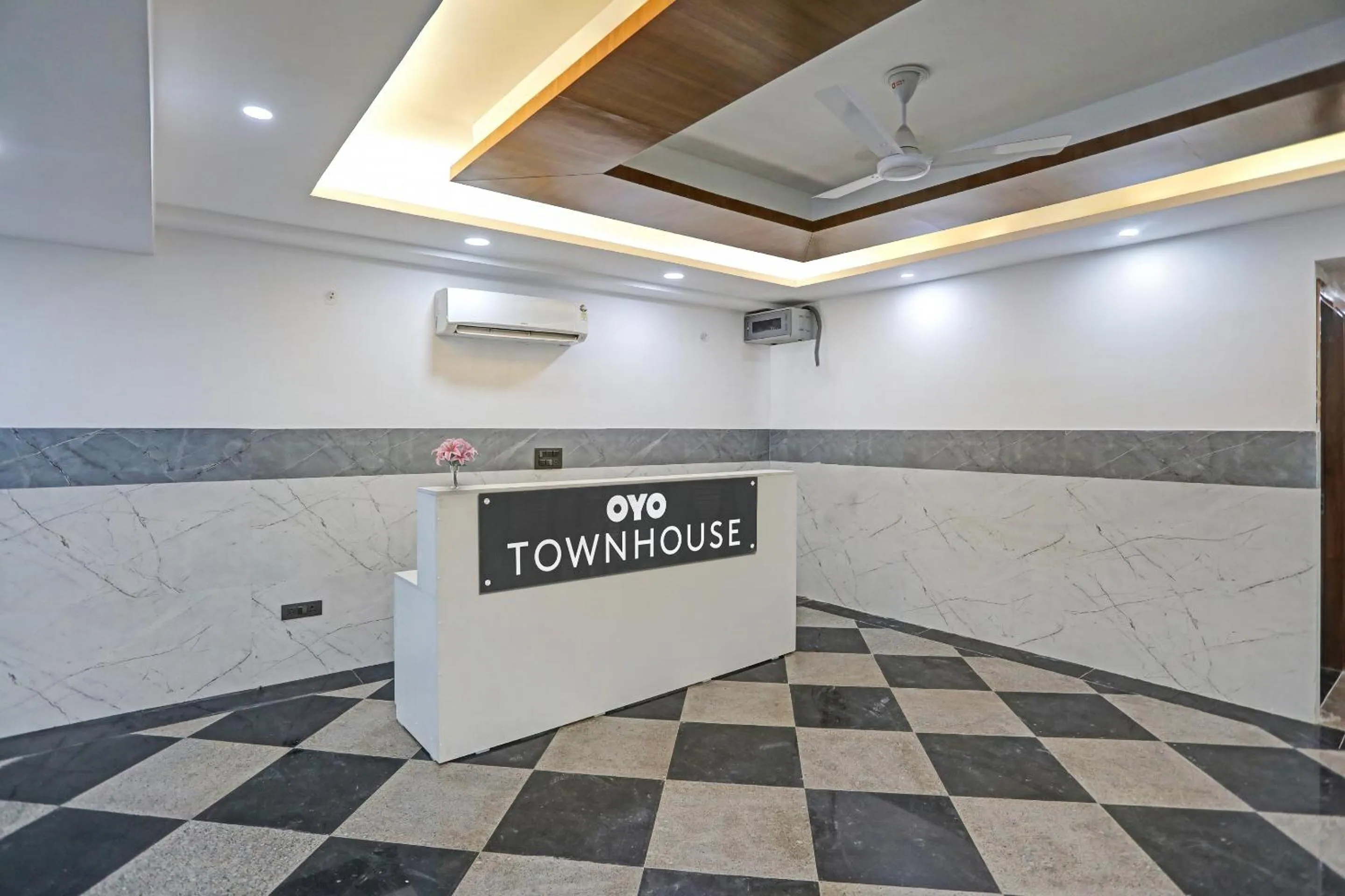 Lobby or reception in Super Townhouse Xanthe - Boutique Hotel