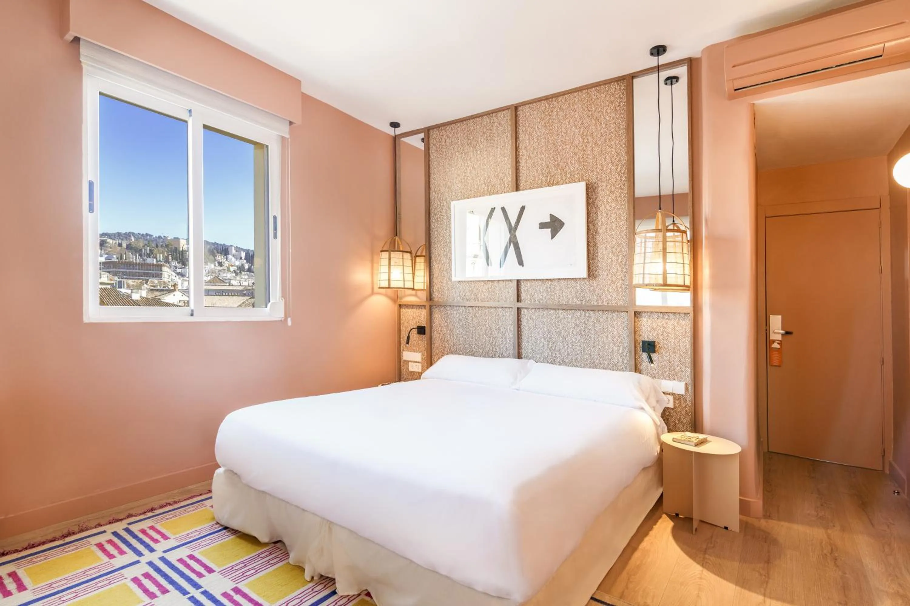 Bed in U-Sense Granada Centro