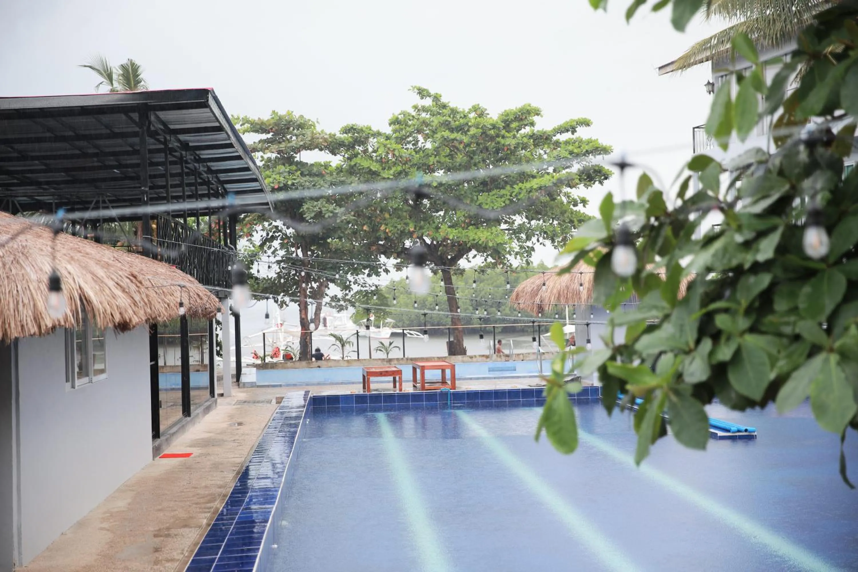 Swimming pool in 버진 아일랜드 리조트 Virgin Island Resort Restaurant & Spa