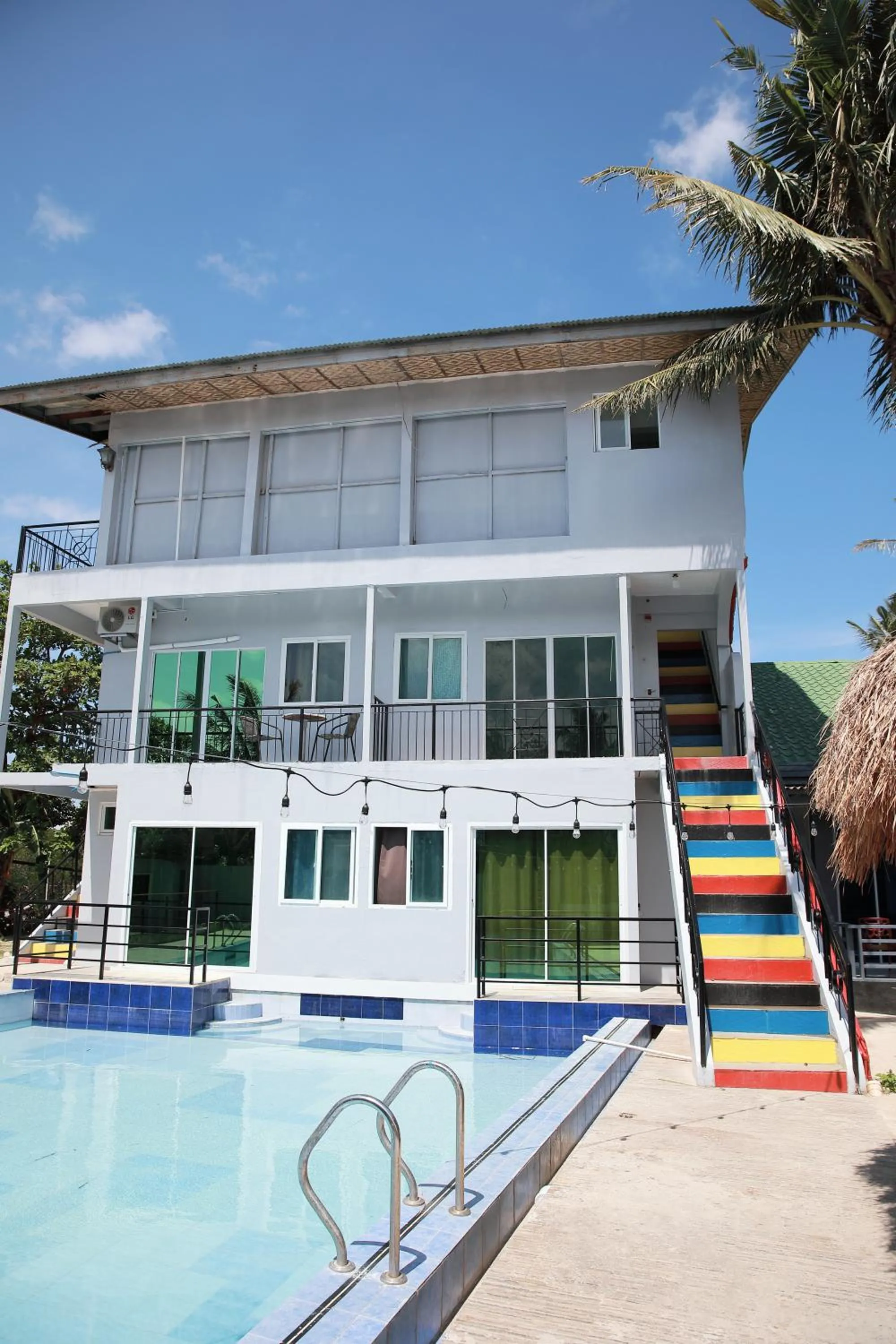 Property building in 버진 아일랜드 리조트 Virgin Island Resort Restaurant & Spa