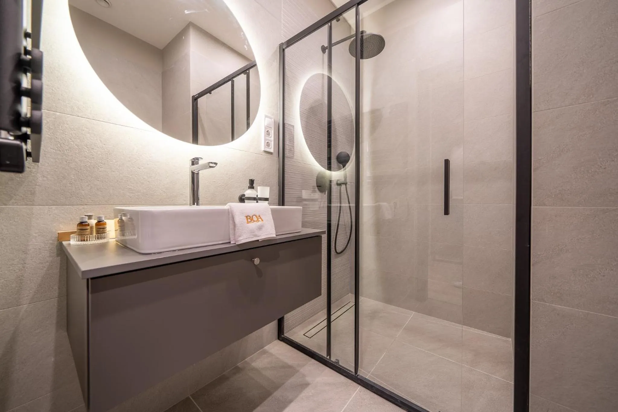 Shower in Karoly Boutique Suites, Best Location by BQA
